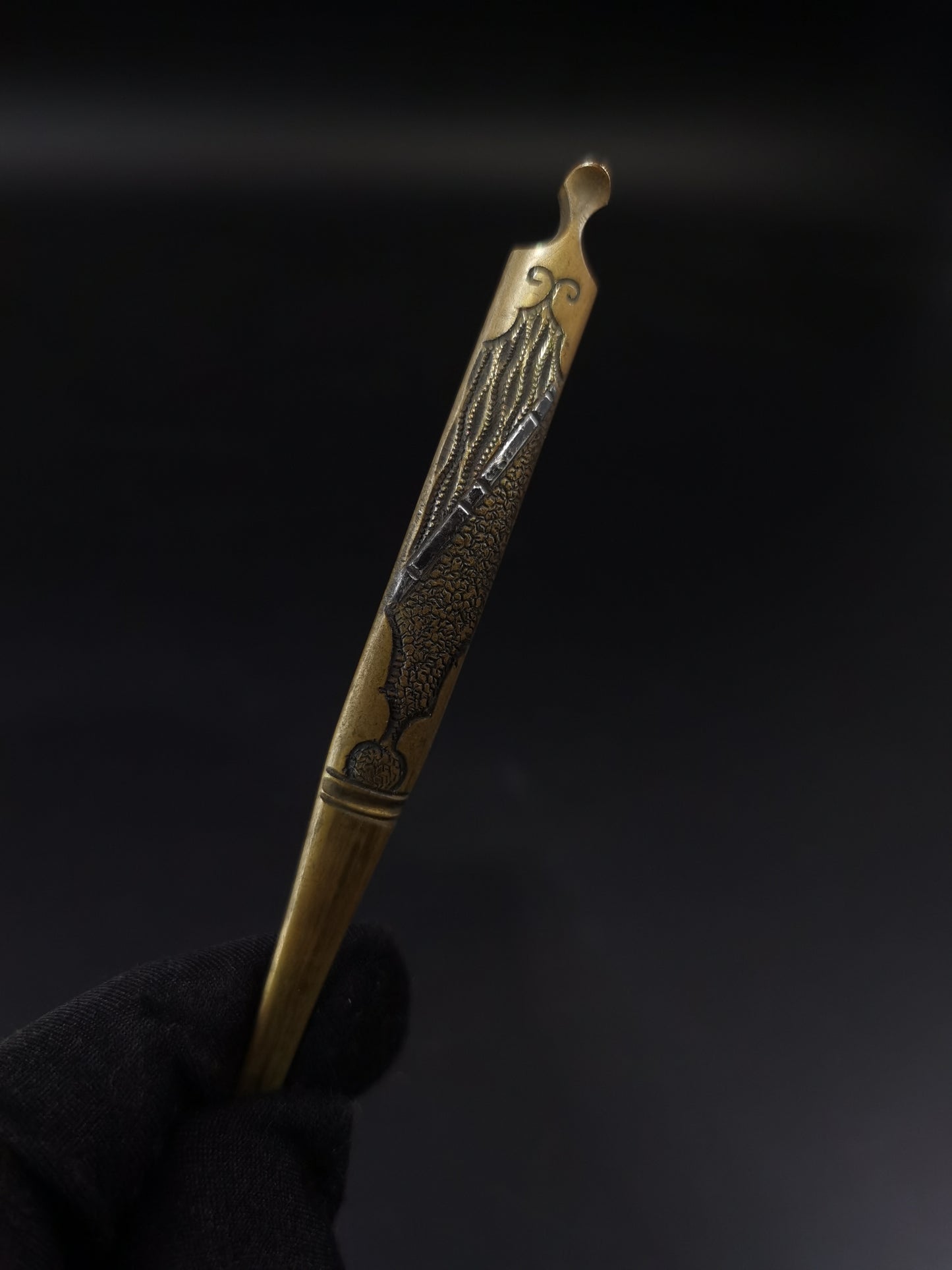 Japanese Brass Ground Matsushiro Design, Kozuka & Kogai Two-piece Set for wakziashi and tanto Edo period antique D129