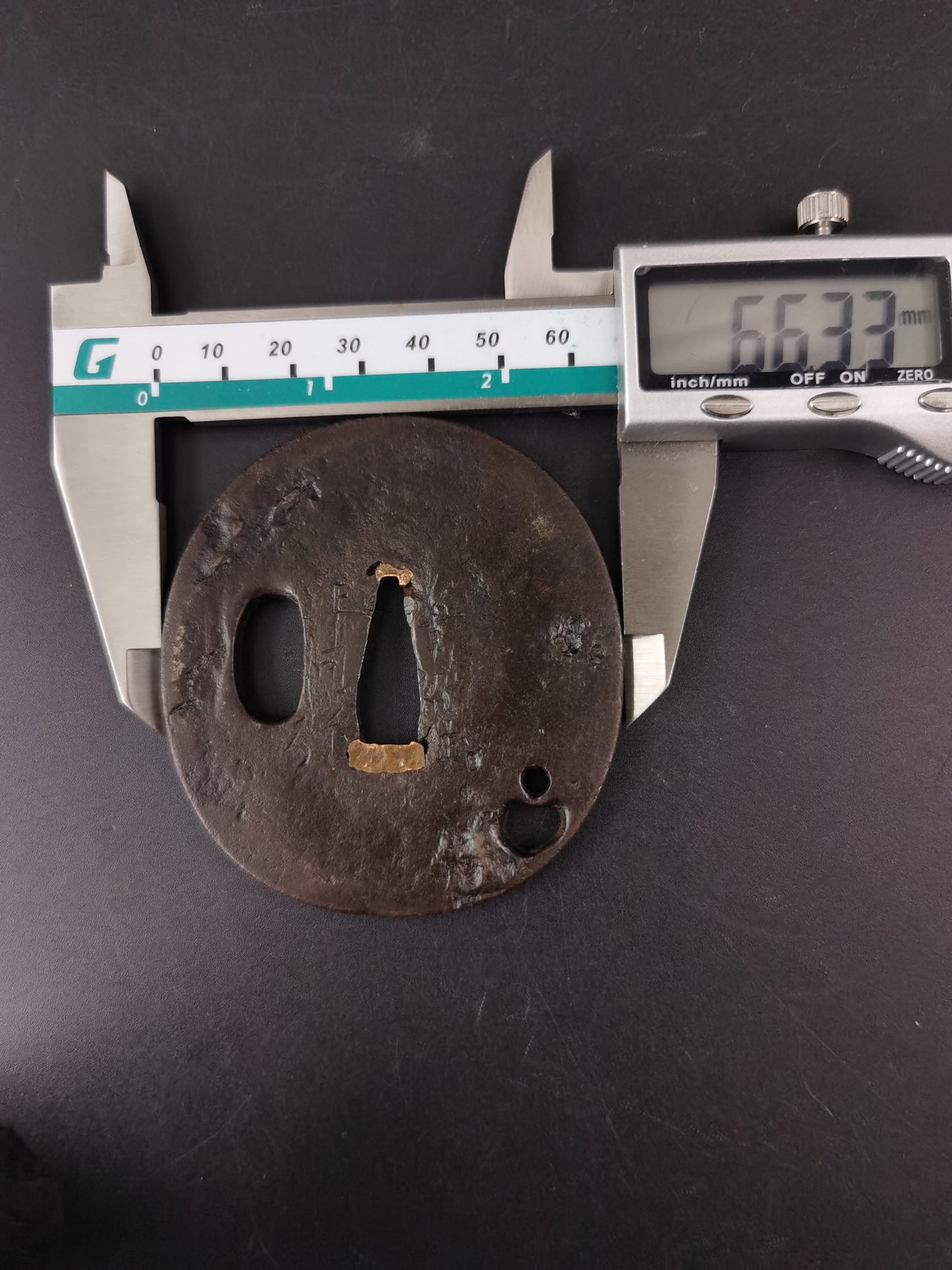 Japanese Two iron Tsuba for Wakziashi Special Offer Edo Period Antique A274