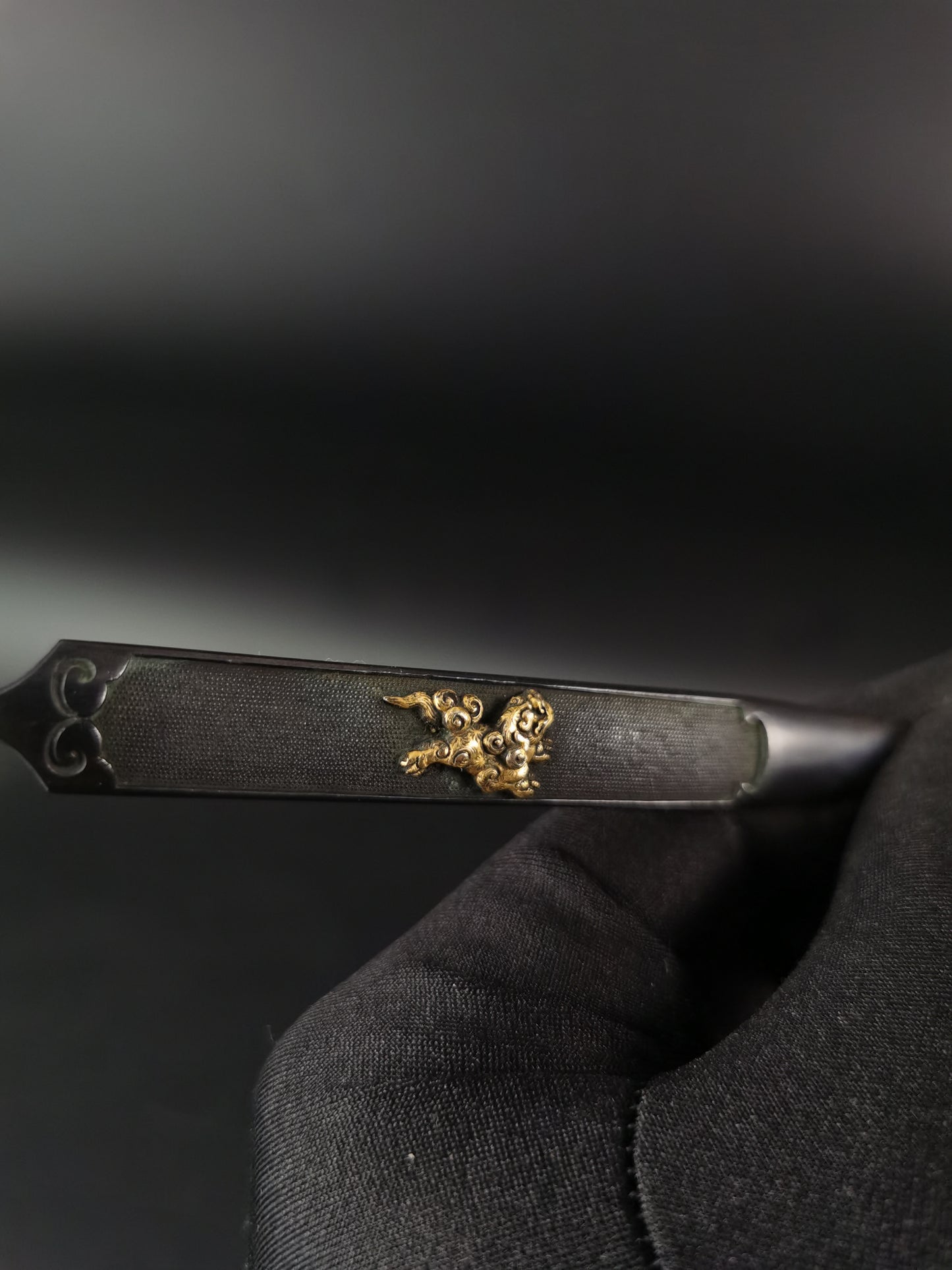 Japanese Lion Dog Pattern Kozuka for wakziashi and tanto Edo period antique D131