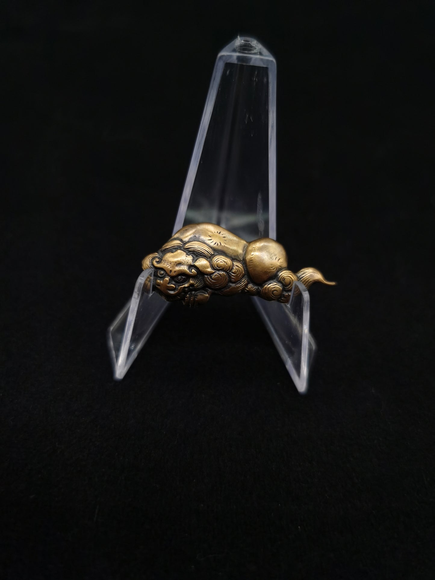 Japanese Type Lying down lion dog Menuki for wakziashi and tanto Y002