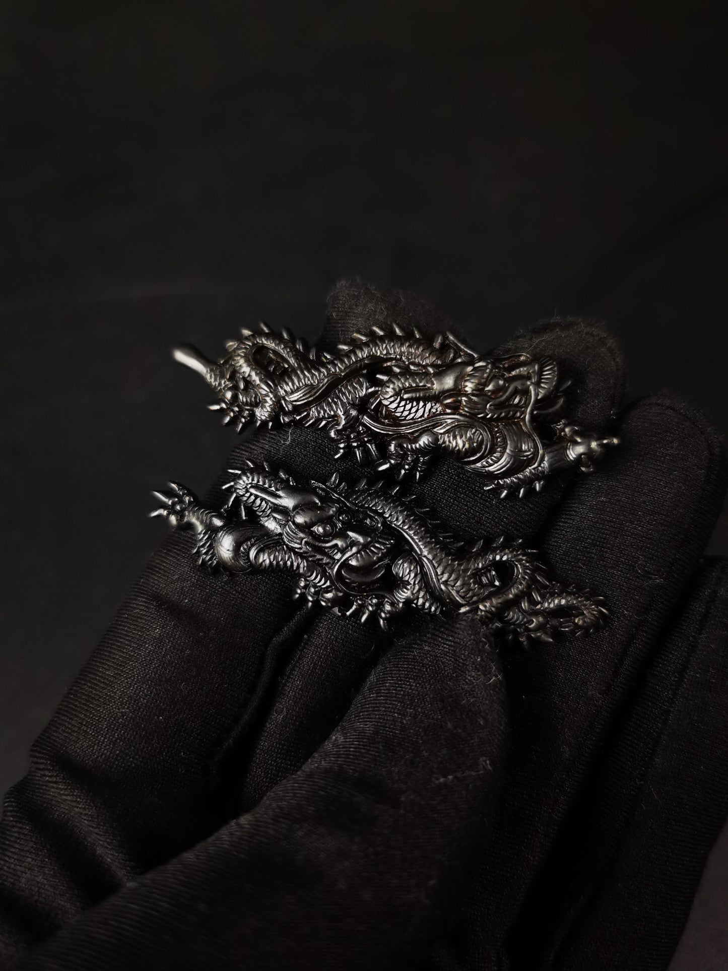 Japanese Type Big black Dragon Menuki for Katana and wakziashi Y011