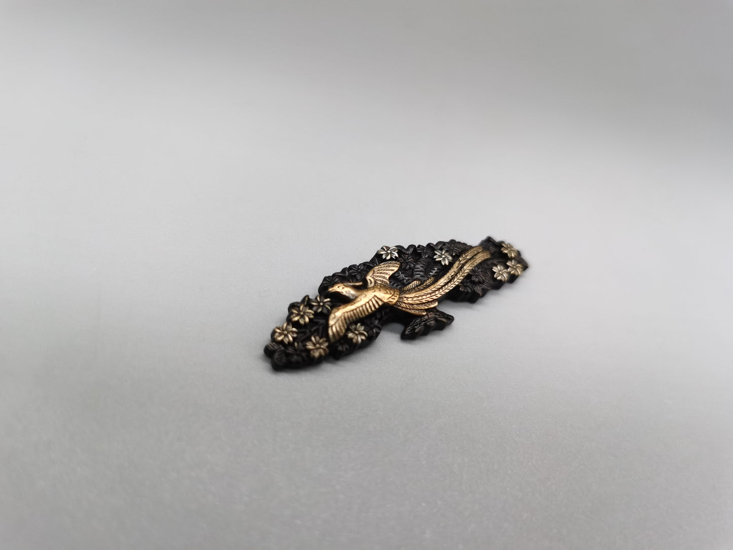 Japanese Type Golden Cherry Blossom Phoenix Menuki for Katana and wakziashi Y020