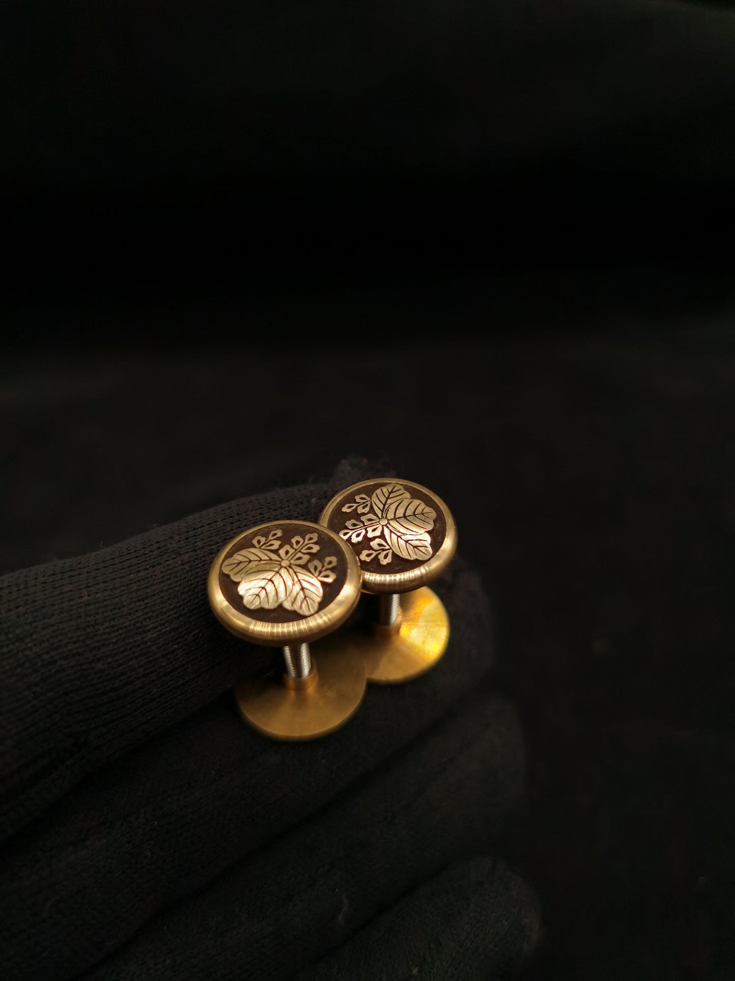 Japanese Type Kiri Mon Family Crest Taikogane set for Tachi Handtachi Y023