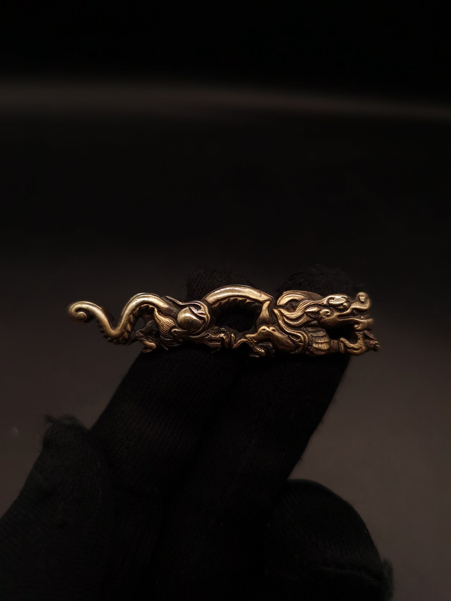 Japanese Type Big Golden Rain-Dragon Pattern Menuki for wakziashi Y041