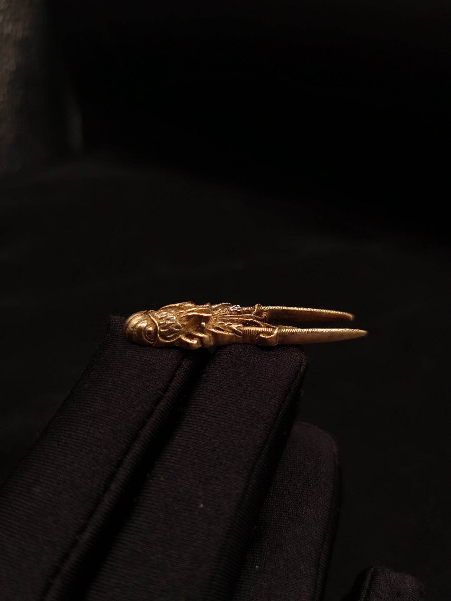 Japanese Type Golden Lobster Pattern Menuki for Katana and Wakziashi Y061