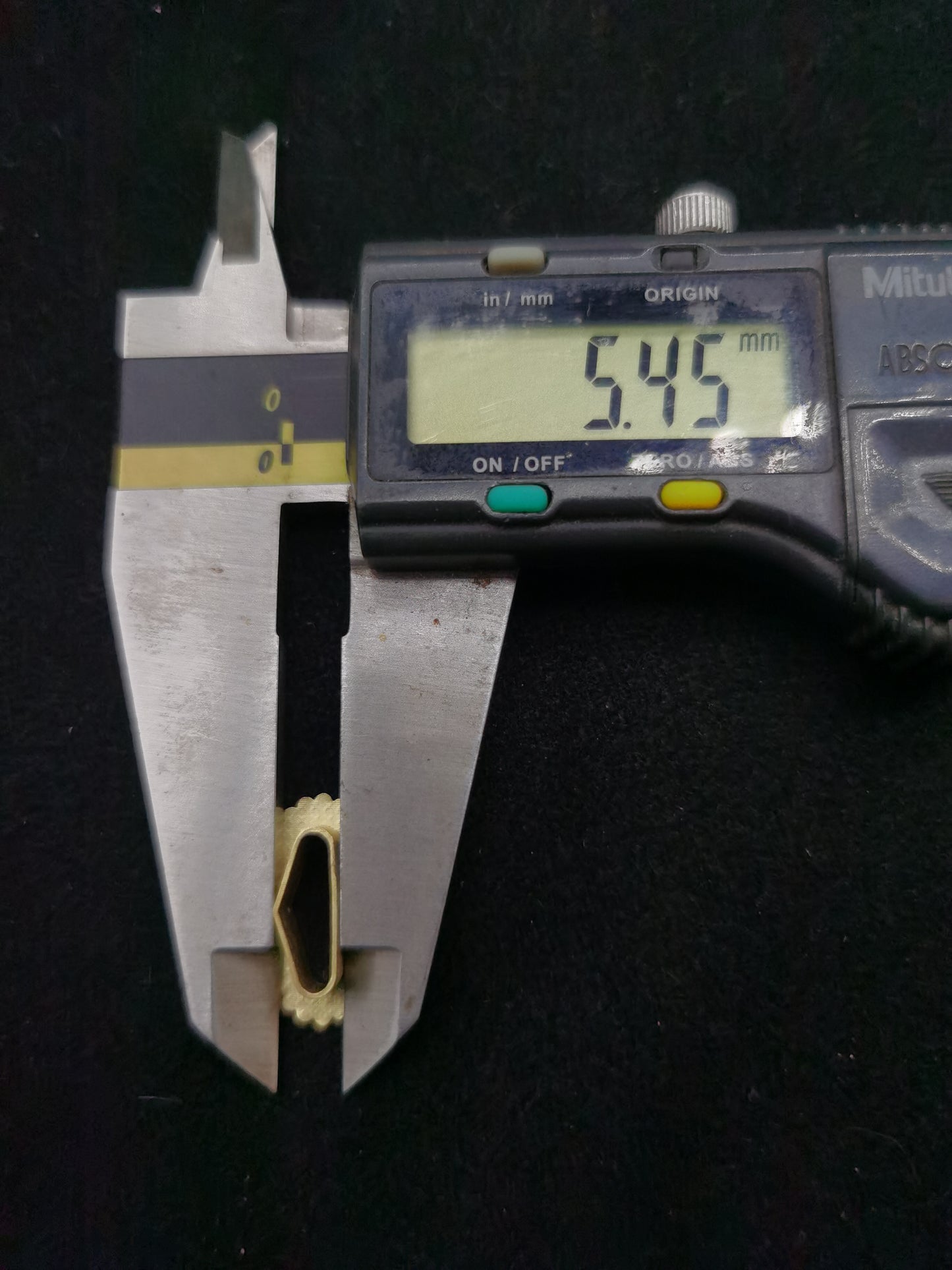 Japanese Type heart-shaped Shitodome for Kurikata of Katana and Wakziashi, Y070