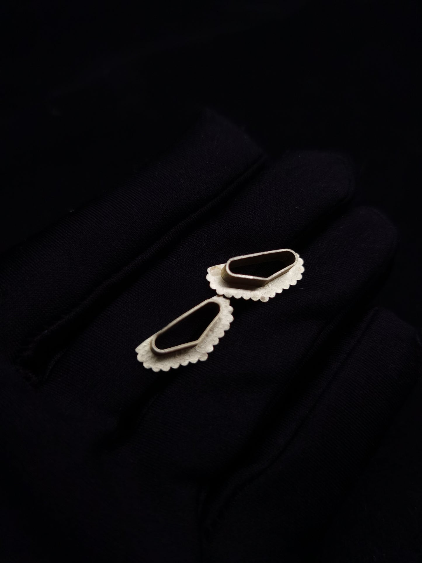 Japanese Type heart-shaped Shitodome for Kurikata of Katana and Wakziashi, Y070
