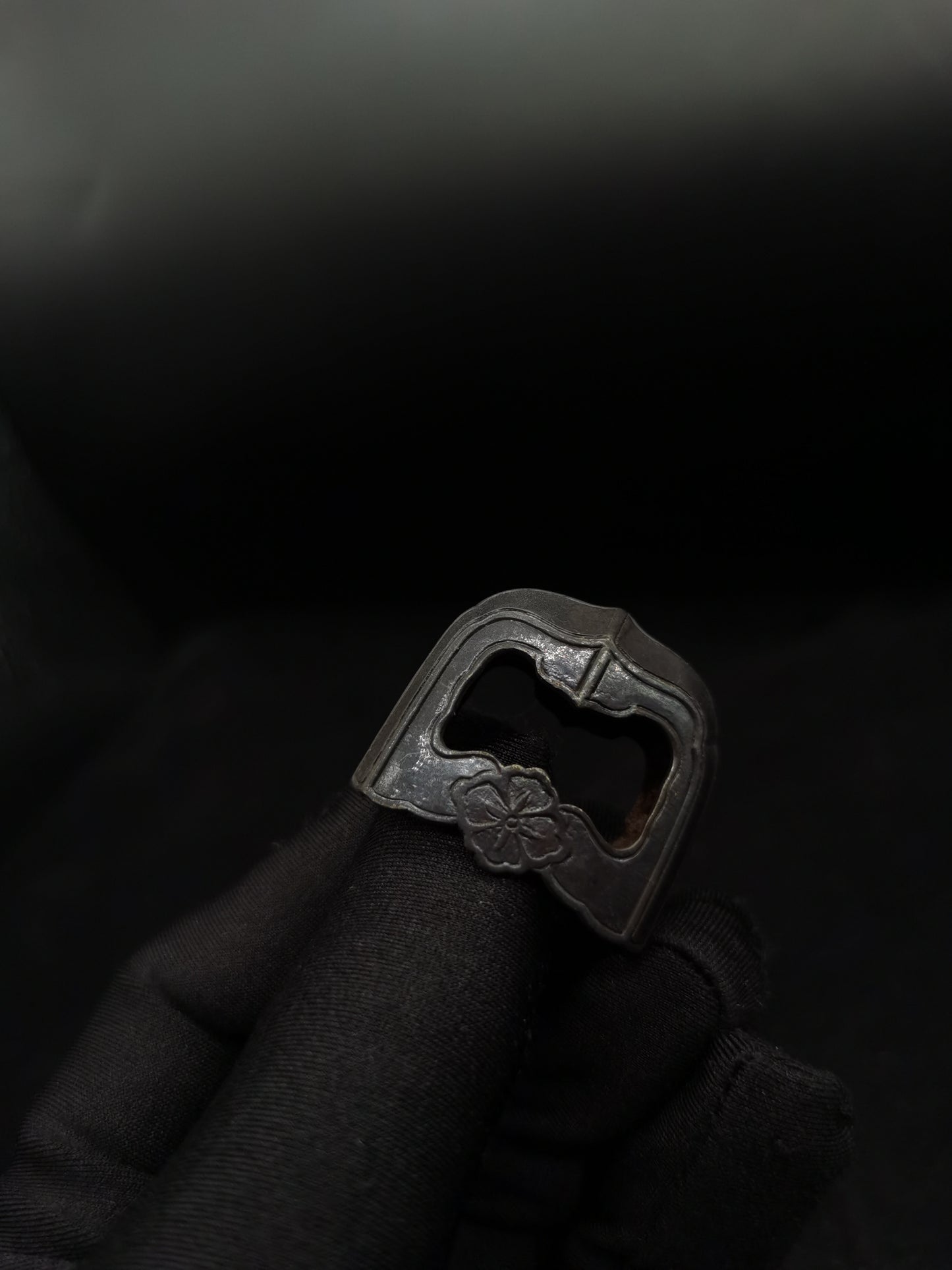 Japanese Type Kojiri for Katana and wakziashi, Family Mon Y079