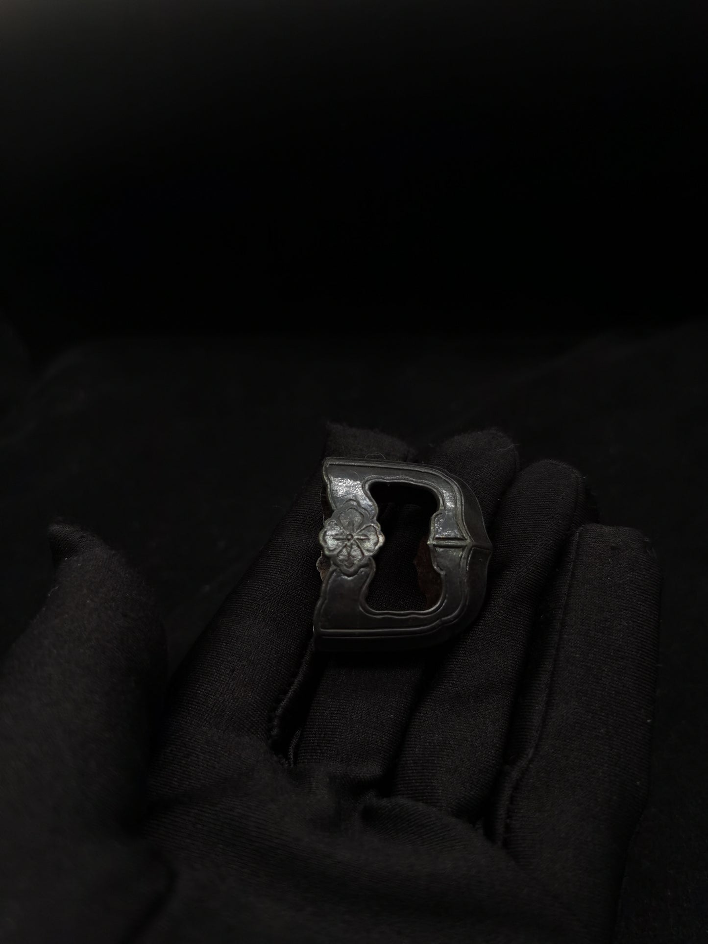 Japanese Type Kojiri for Katana and wakziashi, Family Mon Y079