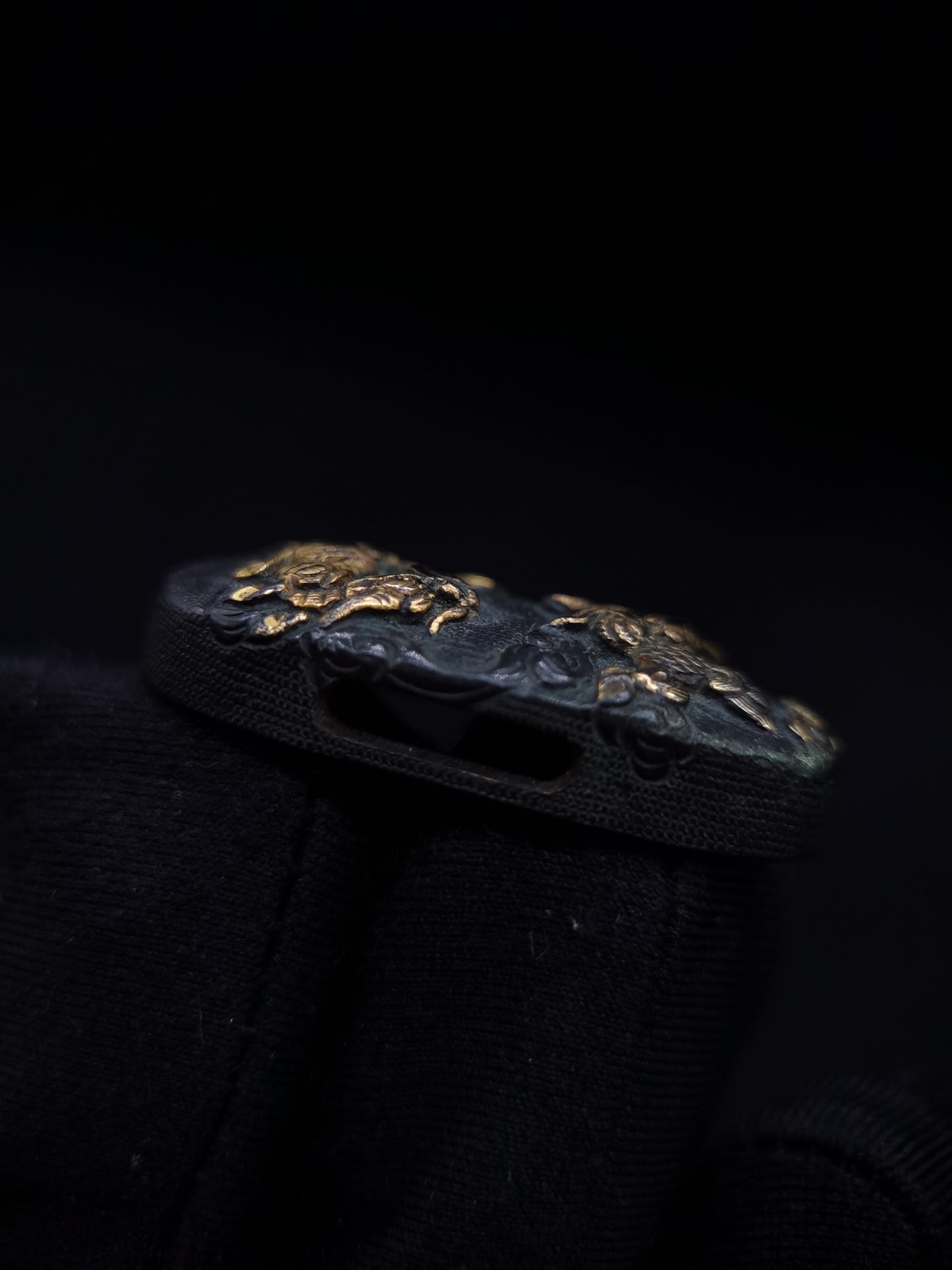 Japanese Kirin Pattern Fuchi &Kashira for Katana and Wakziashi Edo Period Antique B030