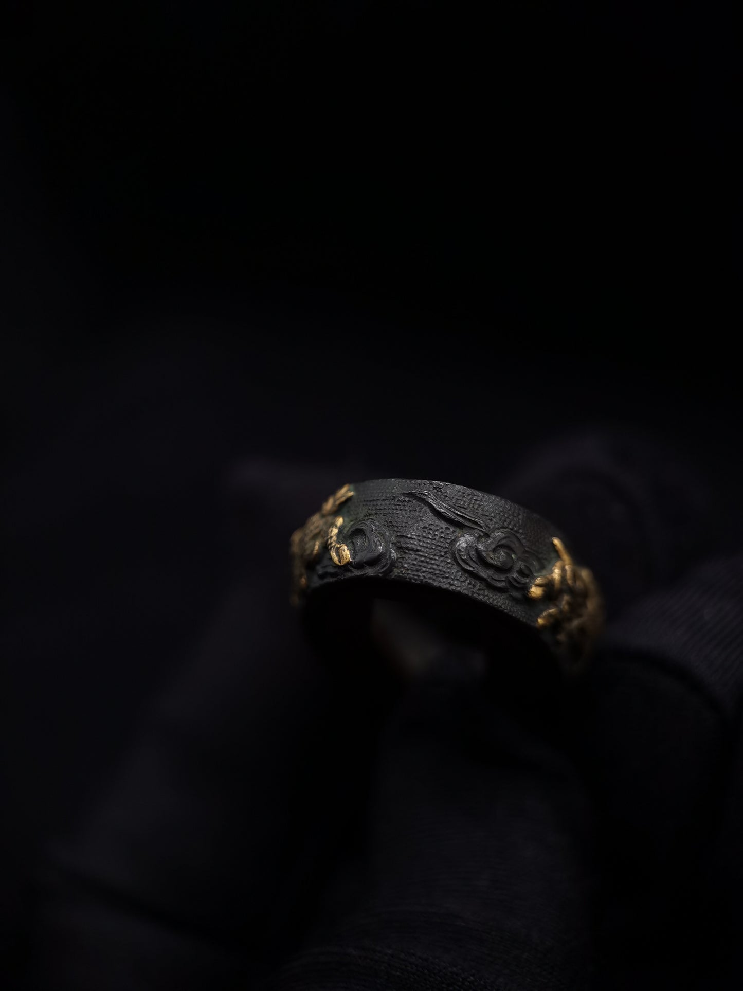 Japanese Kirin Pattern Fuchi &Kashira for Katana and Wakziashi Edo Period Antique B030
