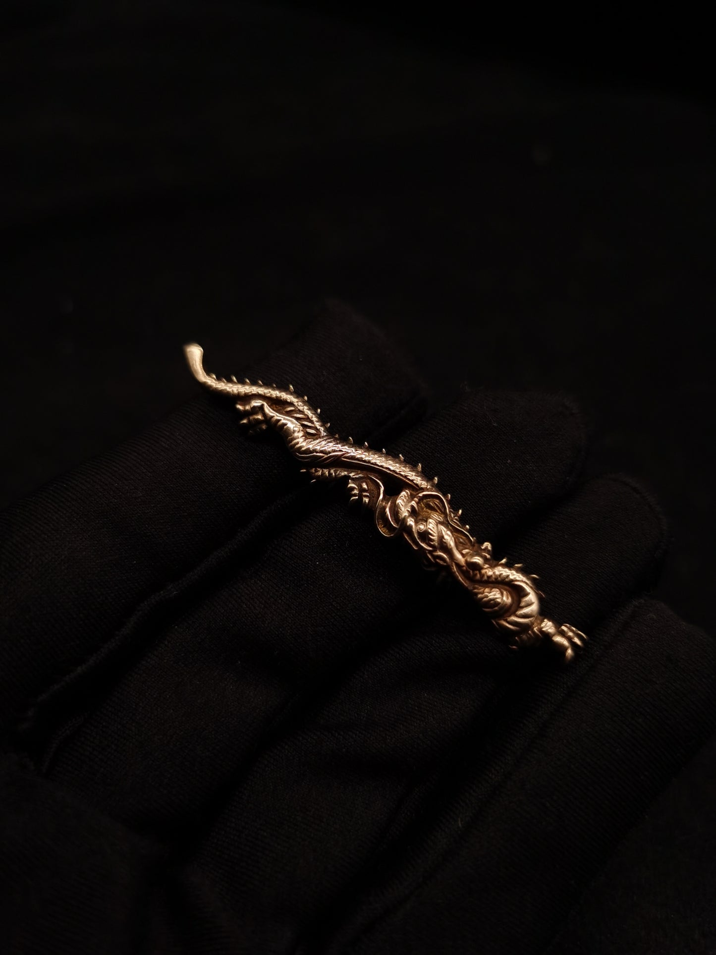 Japanese Type Hai-ryu Dragon Menuki for Katana and Wakziashi Y090