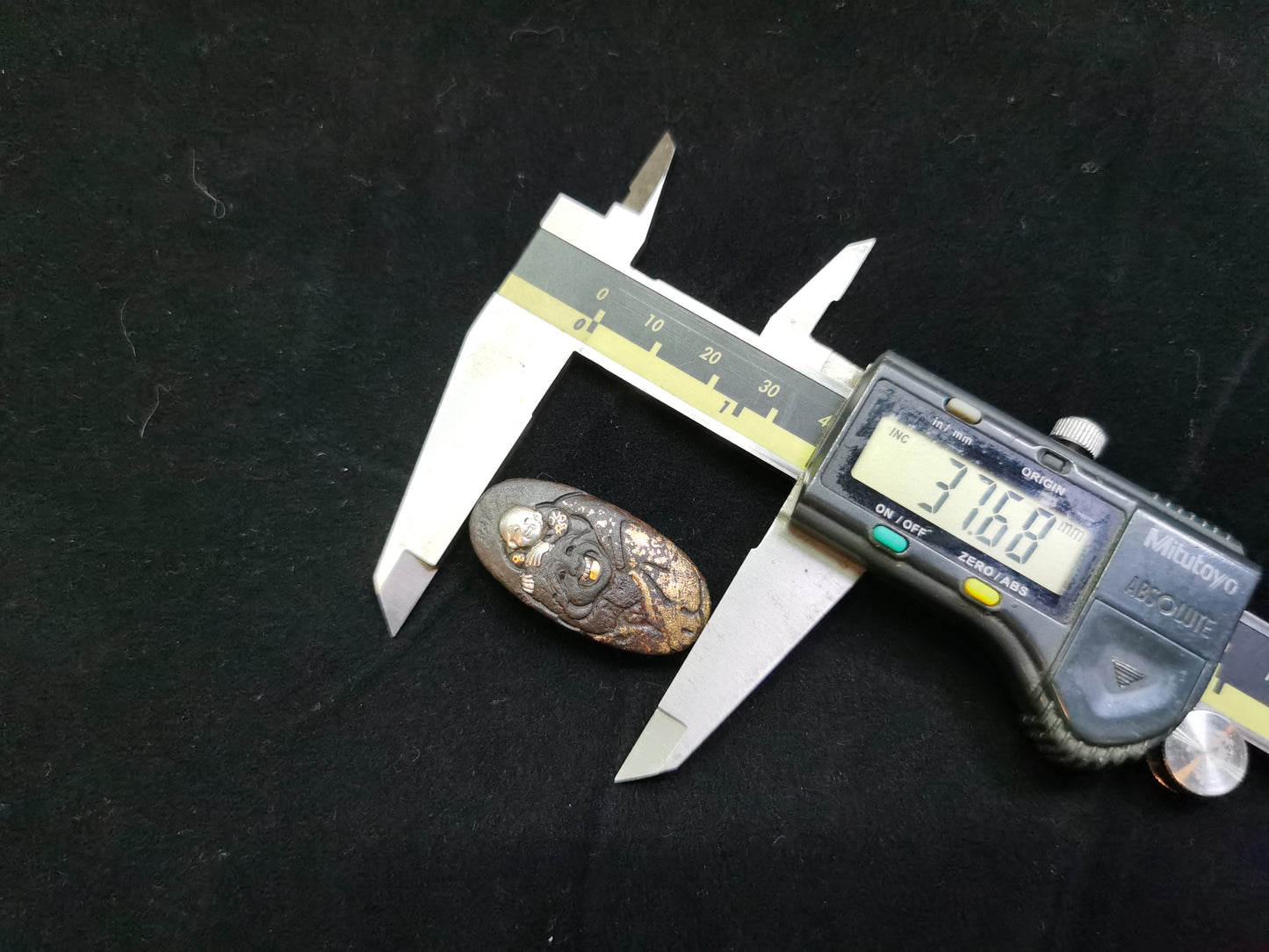 Japanese Hotei with Children Single Kashira for Katana Wakziashi Edo Period Antique G007