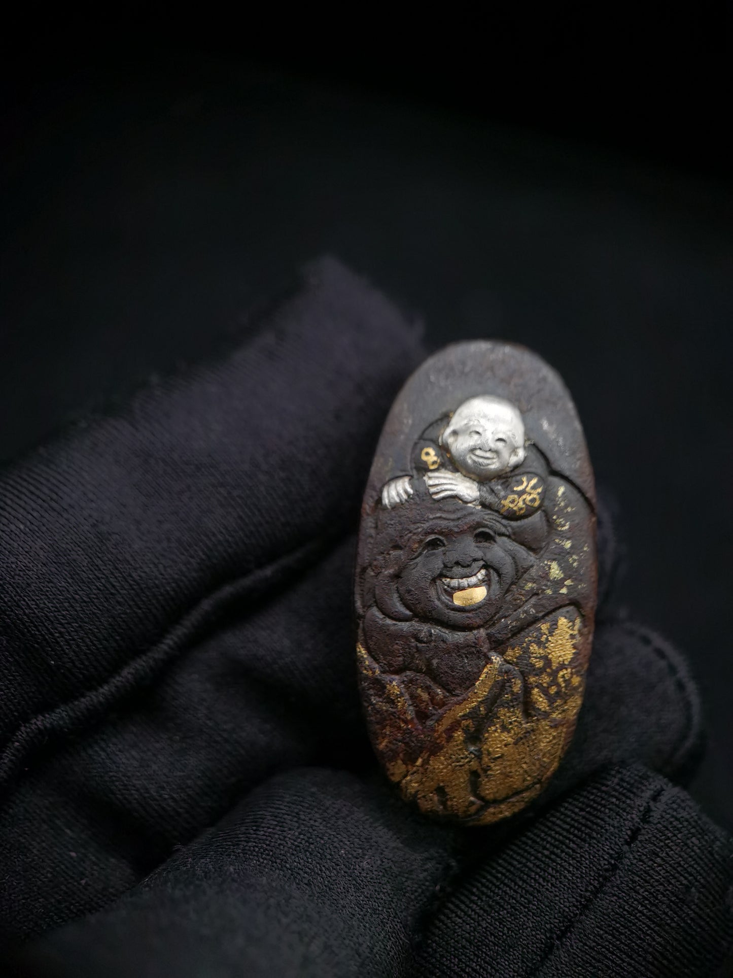 Japanese Hotei with Children Single Kashira for Katana Wakziashi Edo Period Antique G007