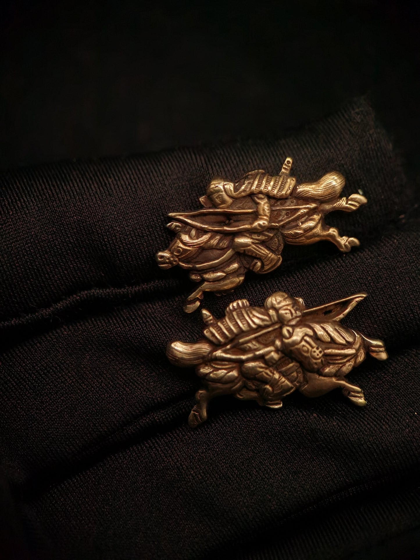 Japanese Type Ujikawa Aiuji Menuki for Wakziashi and Tanto Y102