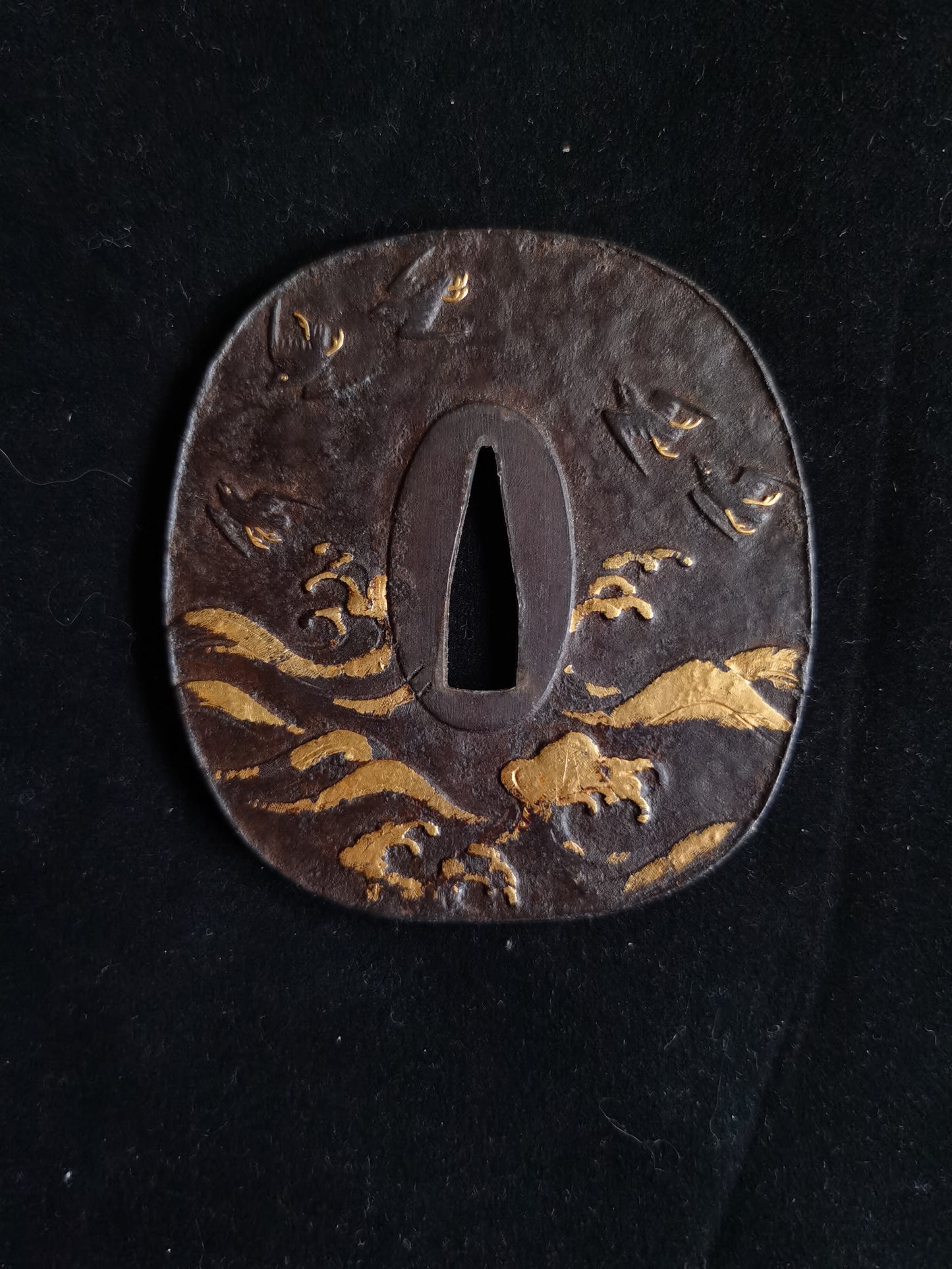 Japanese Wave and Birds Pattern Tsuba for Katana and Wakziashi Edo Period Antique A048