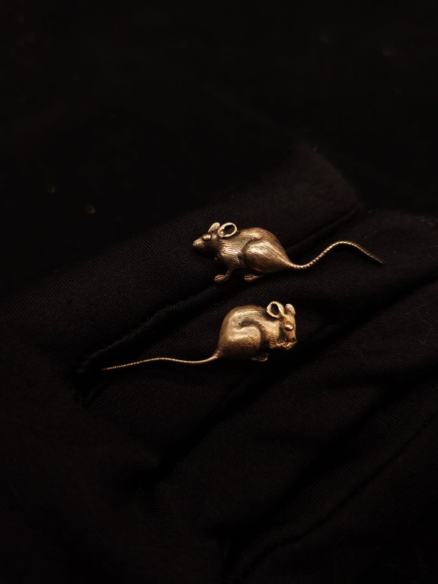 Japanese Type Golden rat Menuki for Katana and Wakziashi and Tanto Y104