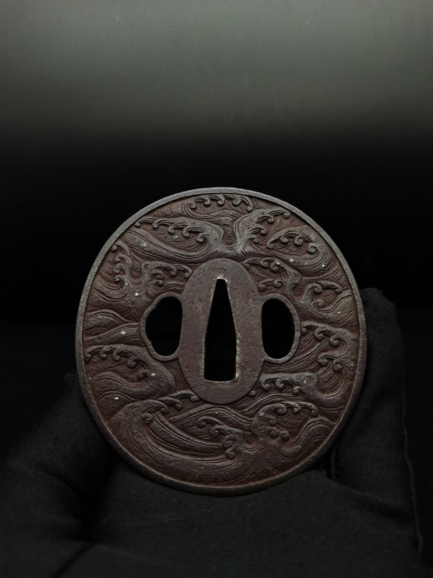 Japanese Type Big Wave Pattern Tsuba for Katana and Wakziashi Edo Period Antique A058