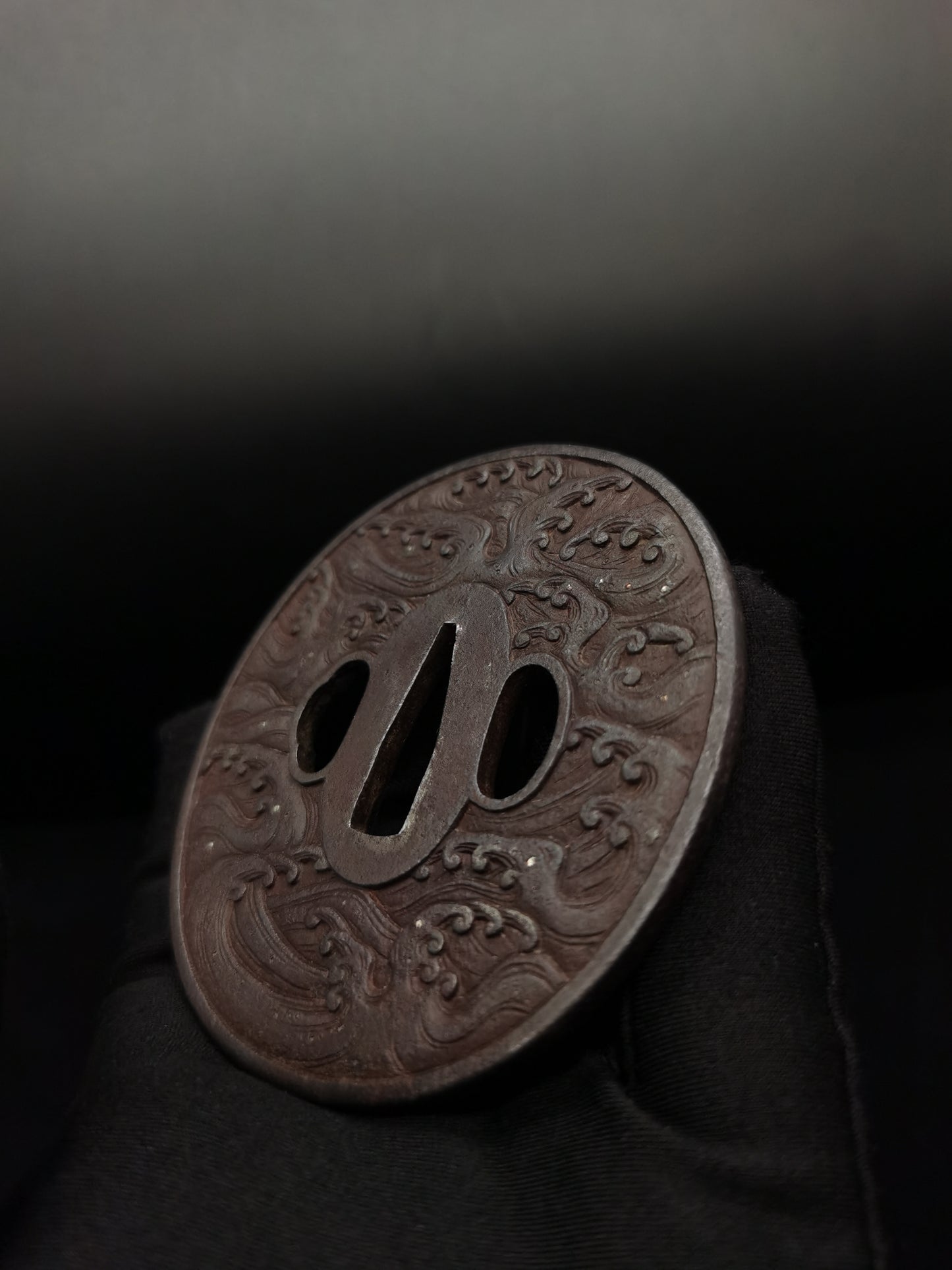 Japanese Type Big Wave Pattern Tsuba for Katana and Wakziashi Edo Period Antique A058