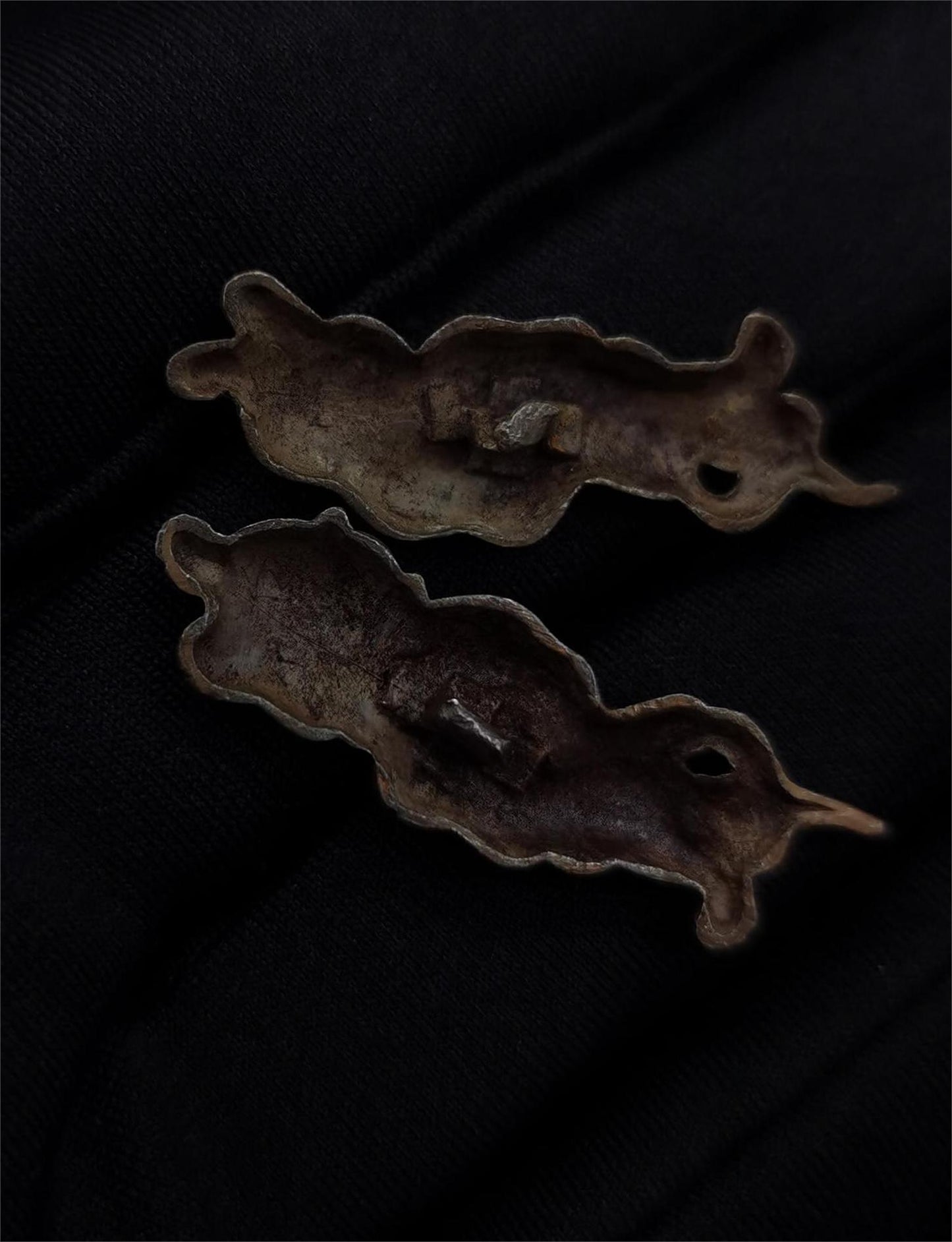 Japanese Type Menuki for Katana wakziashi and Tanto A pair of tigers Pattern Y109