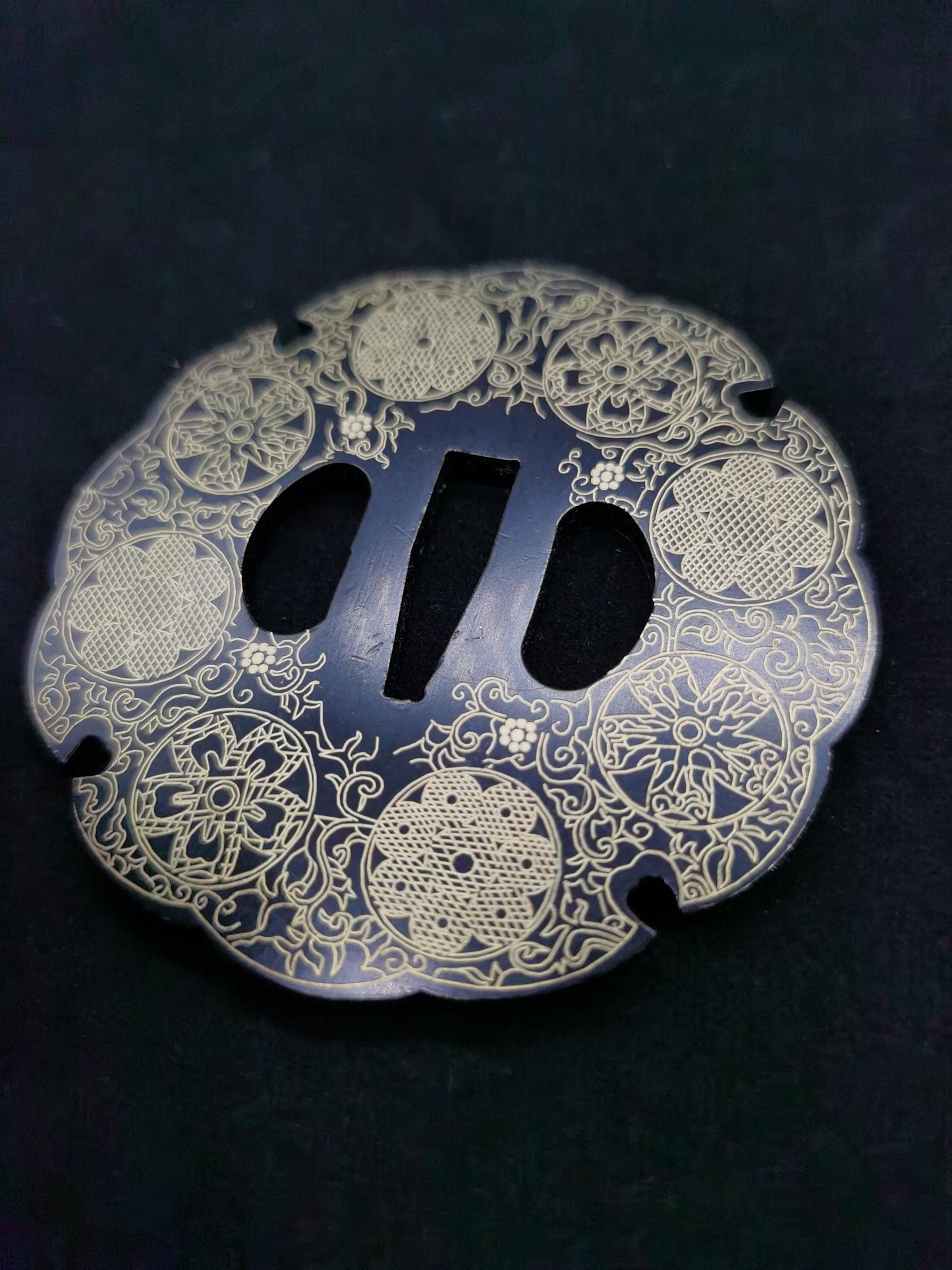 Japanese Line-engraved Floral & Grass Pattern Tsuba for Katana Tachi, X013