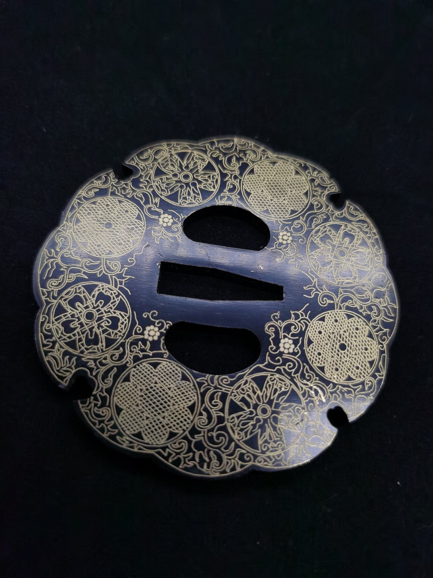 Japanese Line-engraved Floral & Grass Pattern Tsuba for Katana Tachi, X013