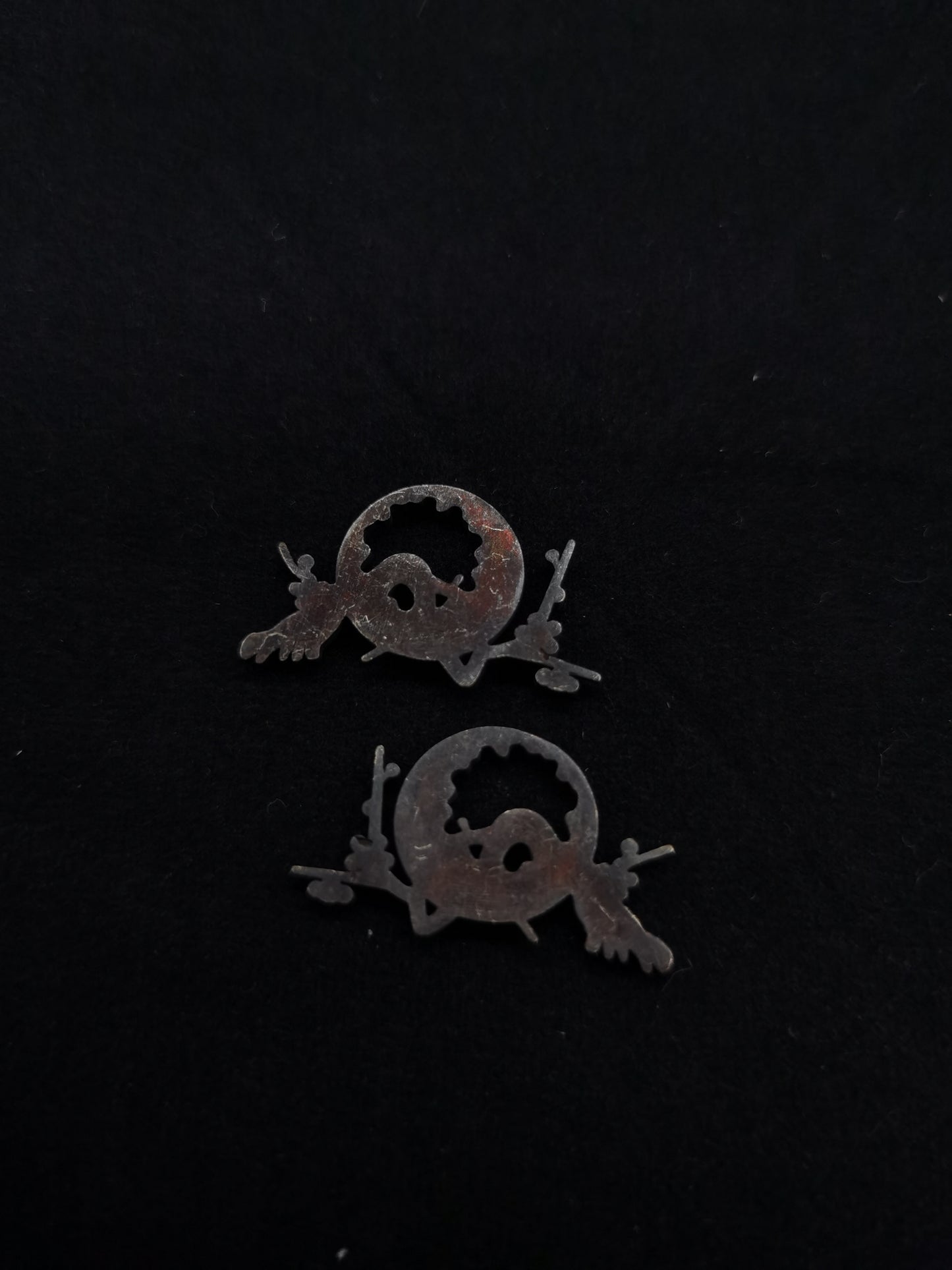 Japanese Type Moon Plum blossom Pattern Menuki for wakziashi and Tanto Y115