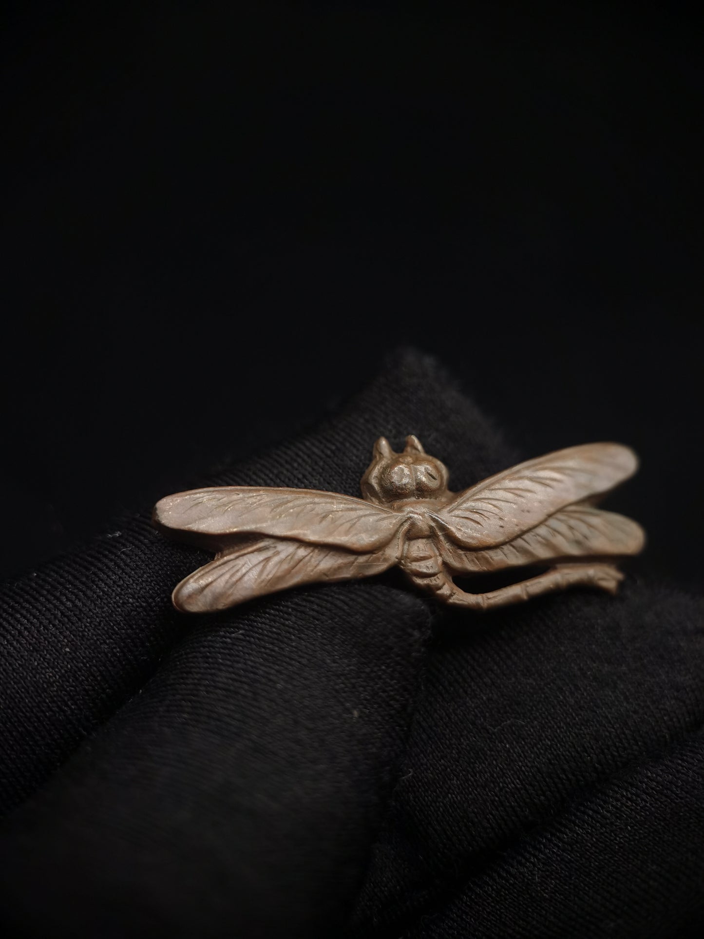Japanese Type Dragonfly Menuki for Wakziashi and Tanto, Dragonfly Pattern Y121
