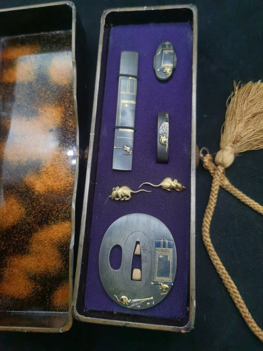 Japanese Hanging Scroll & Mouse Pattern Mtching Set for Wakziashi Tanto Edo Period Antique E005