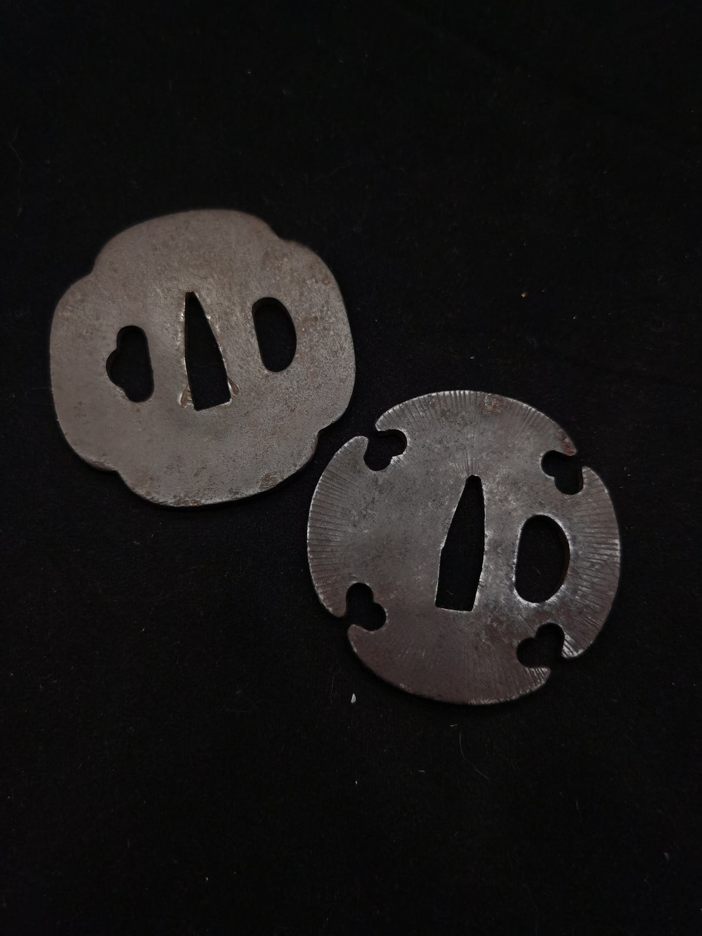 Japanese Two iron plain Tsuba for Wakziashi Special offer Edo Period Antique A099