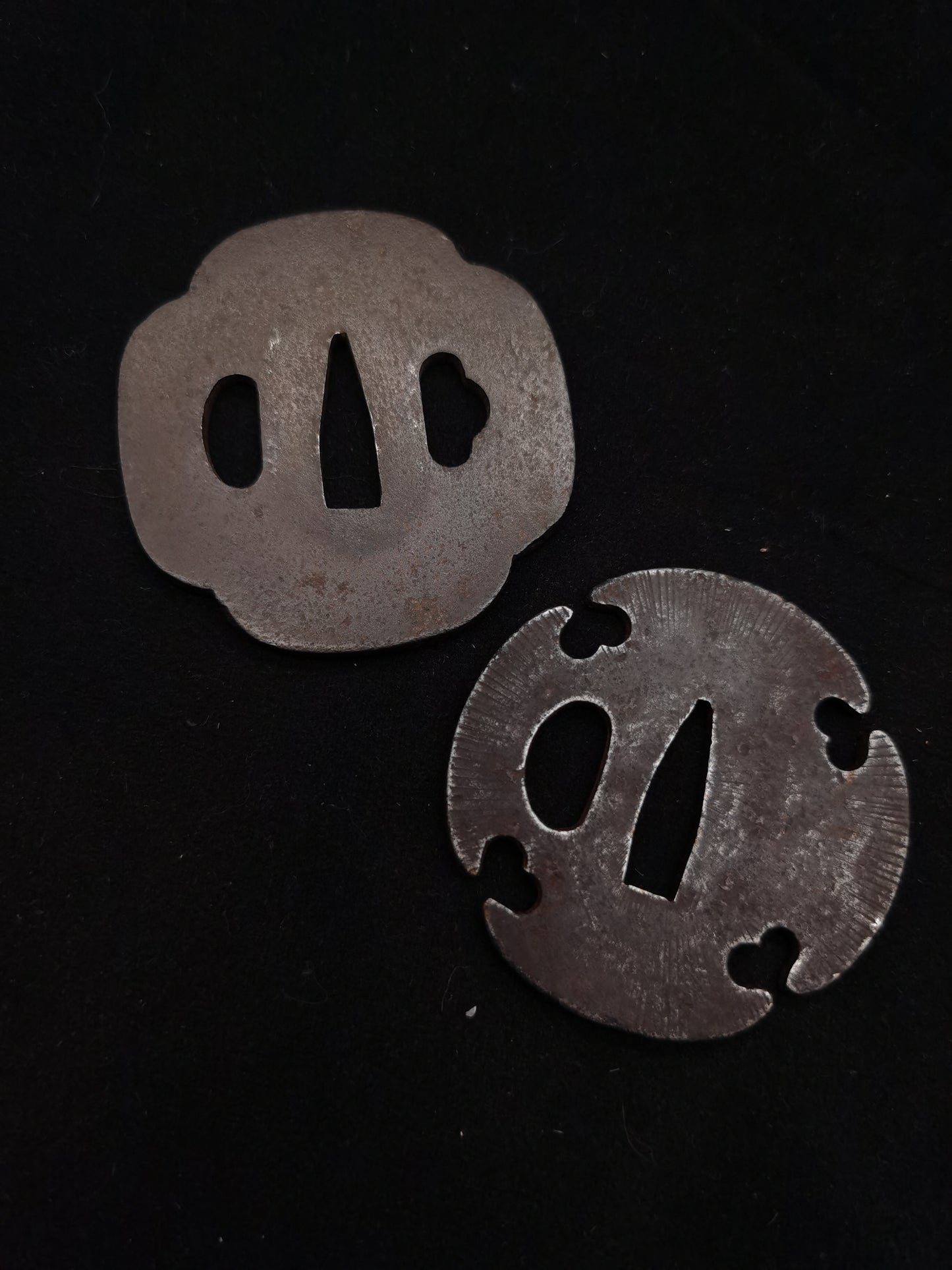 Japanese Two iron plain Tsuba for Wakziashi Special offer Edo Period Antique A099