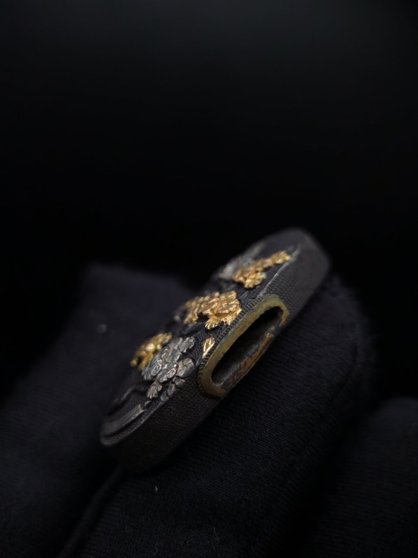 Japanese Cherry Blossom Fuchi & Kashira for Katana and Wakziashi Edo Period Antique B053