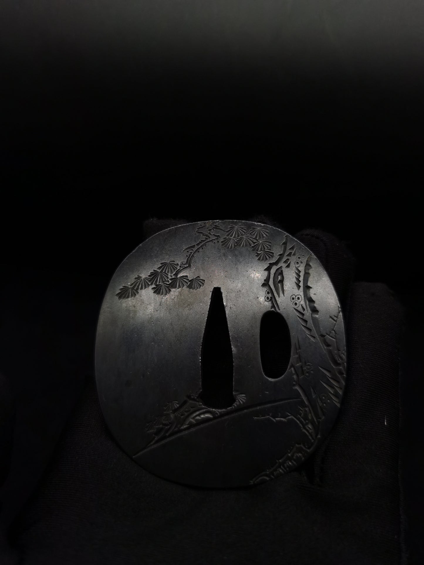 Japanese God of fortune Tsuba for Wakziashi and Tanto Edo Period A113