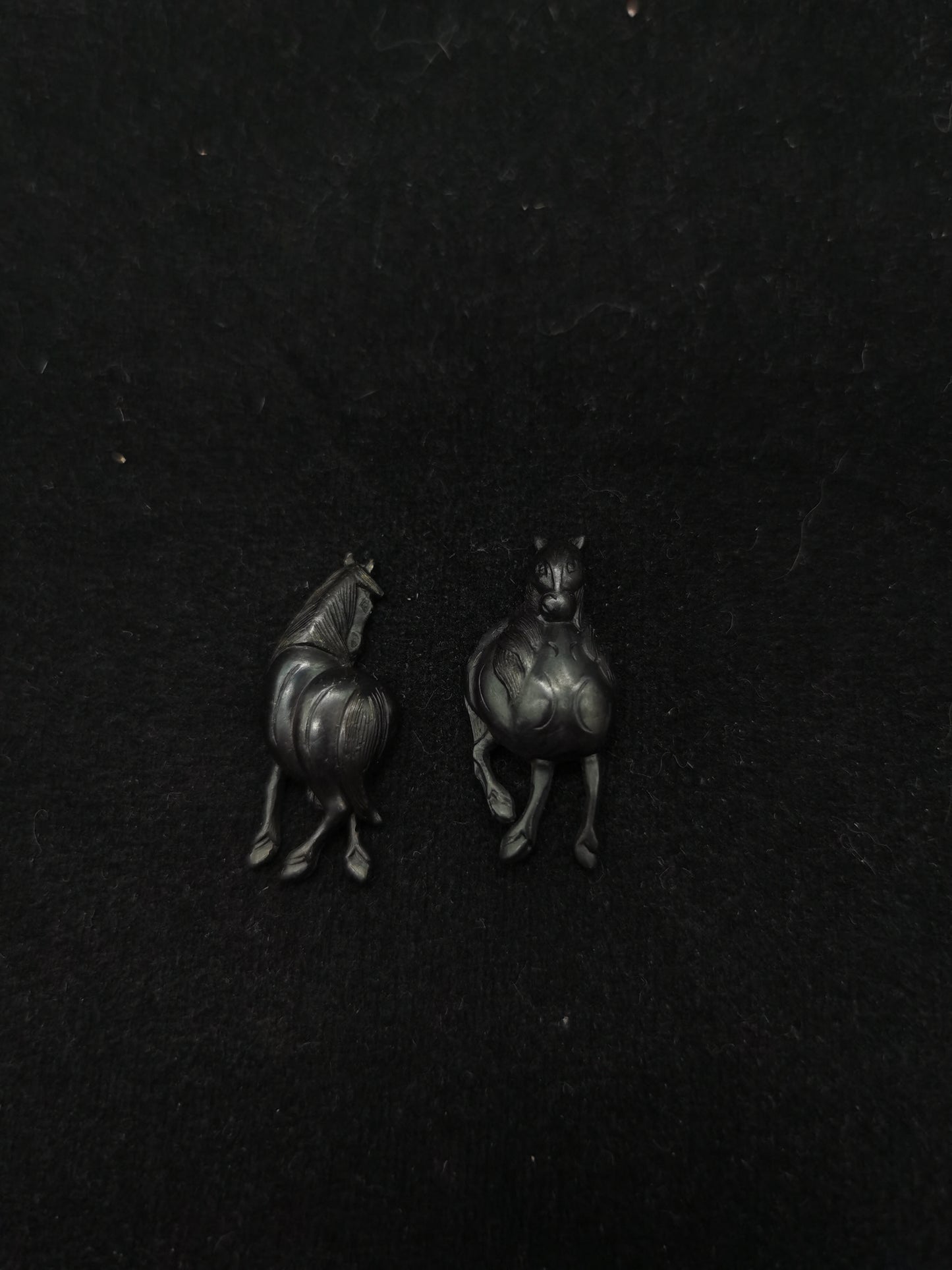 Japanese Type Tang Dynasty Steed Pattern Menuki for wakziashi and Tanto, Y128