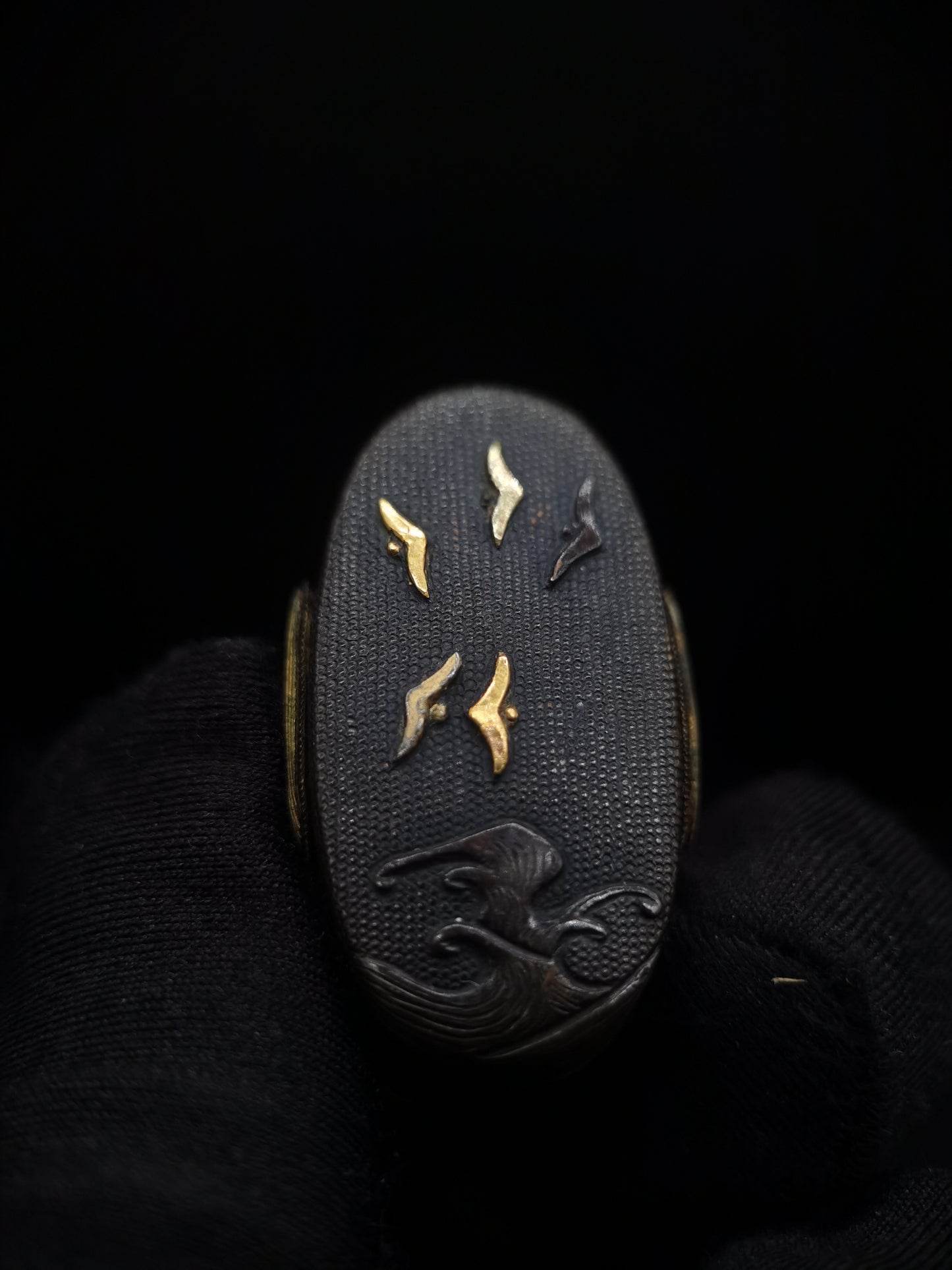 Japanese Wave FLying Birds Fuchi & Kashira for Katana and Wakziashi Edo Period Antique B064