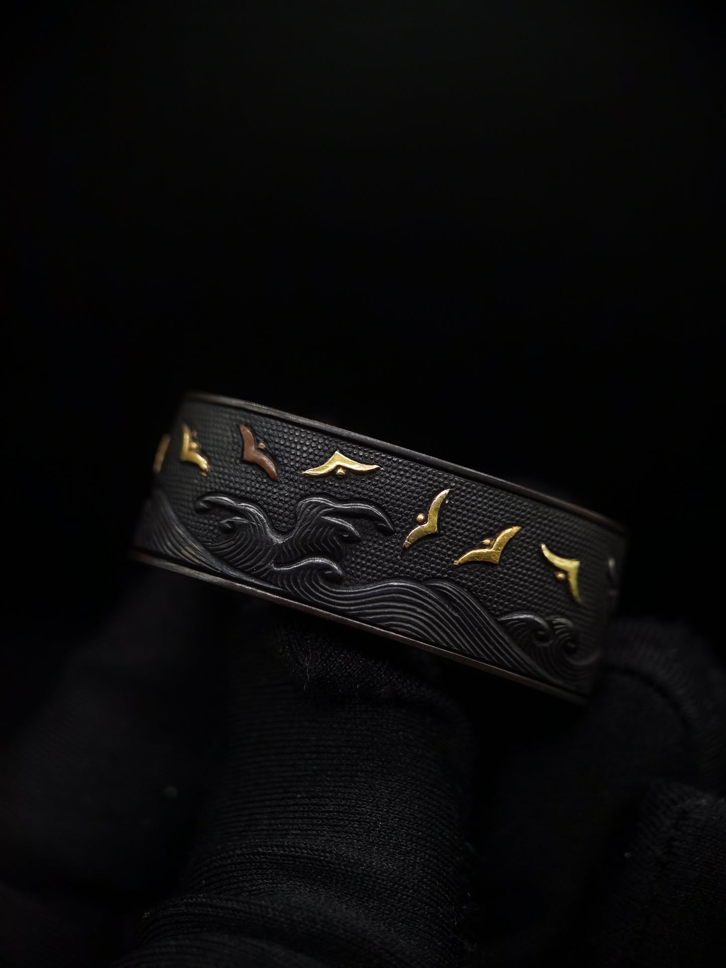 Japanese Wave FLying Birds Fuchi & Kashira for Katana and Wakziashi Edo Period Antique B064
