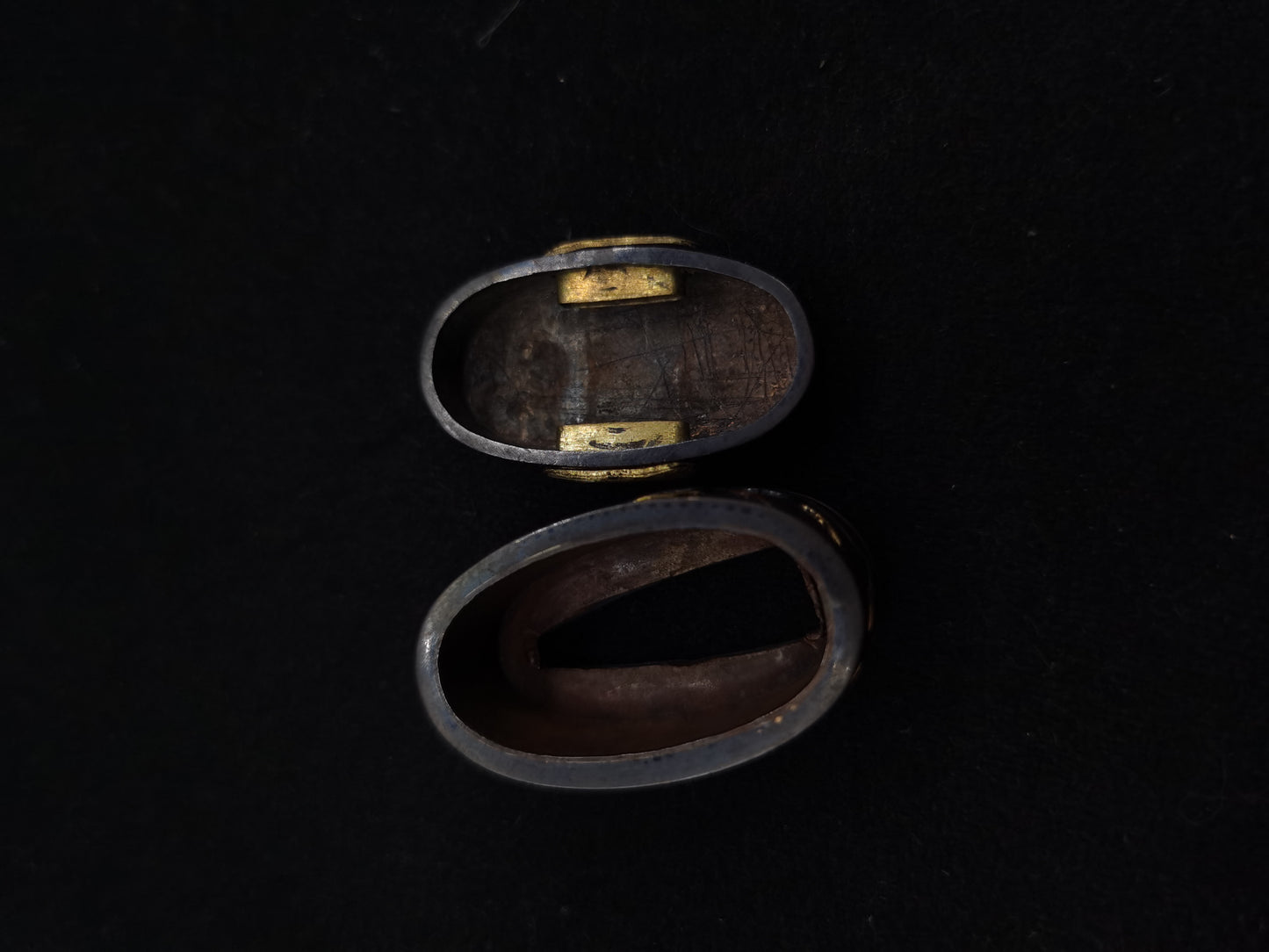 Japanese Wave FLying Birds Fuchi & Kashira for Katana and Wakziashi Edo Period Antique B064