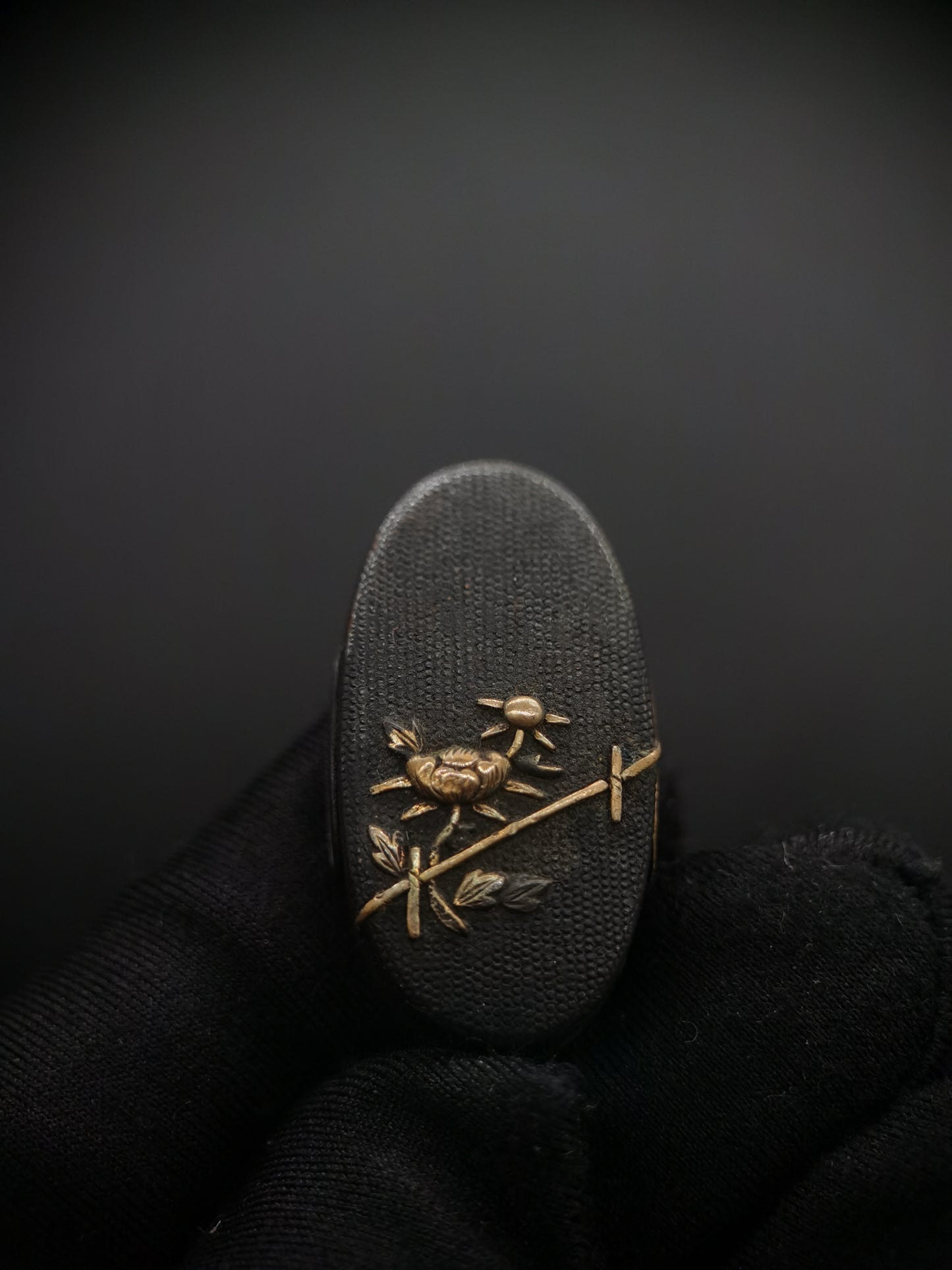 Japanese Fence and Peony Fuchi & Kashira for Katana and Wakziashi Edo Period Antique B073