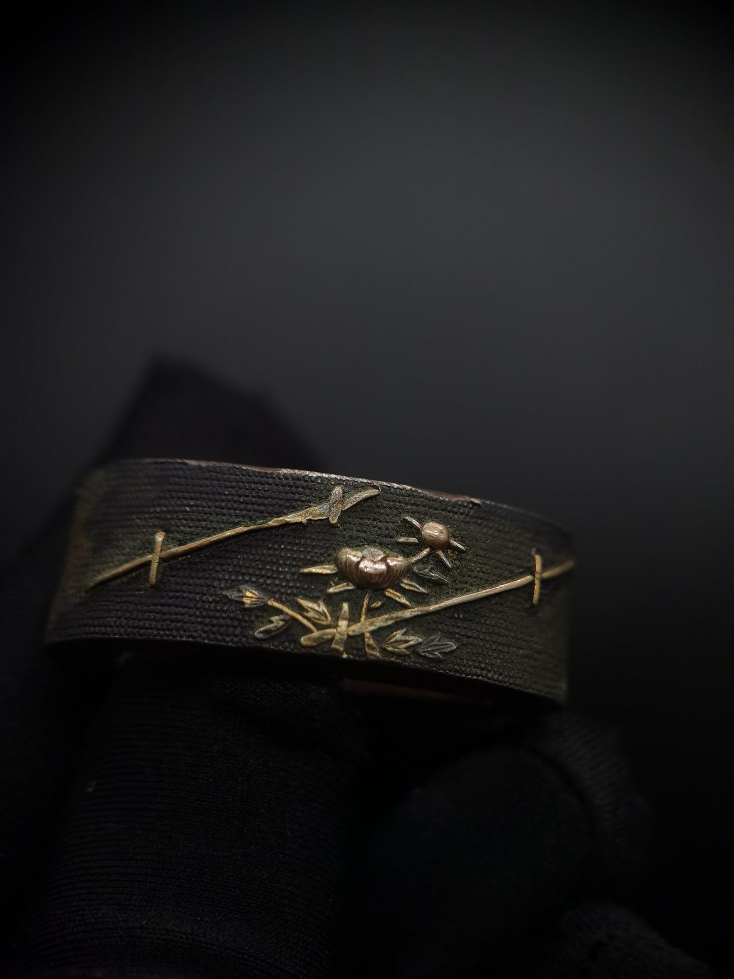 Japanese Fence and Peony Fuchi & Kashira for Katana and Wakziashi Edo Period Antique B073
