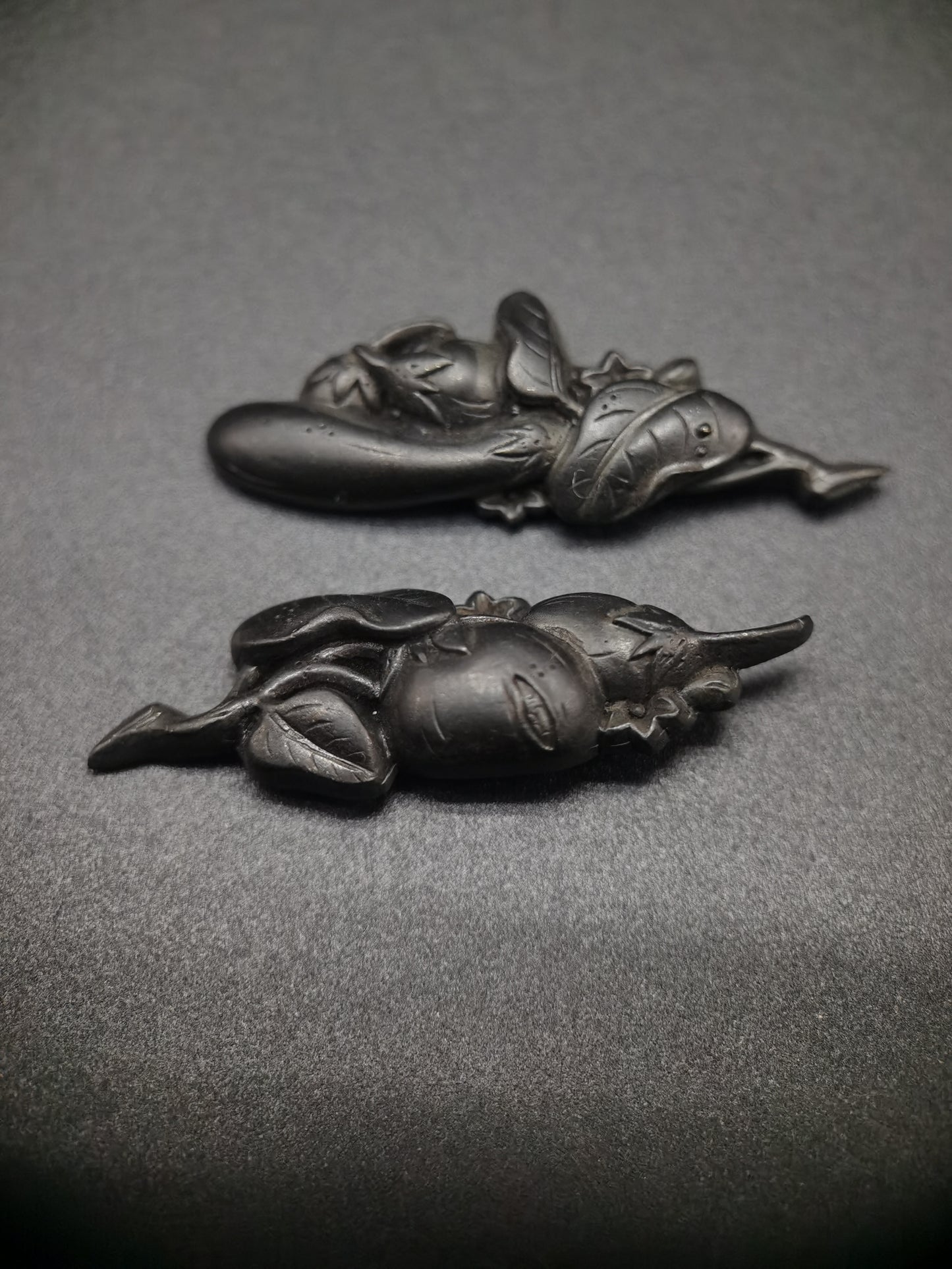 Japanese Type eggplant Pattern Menuki for Katana wakziashi and Tanto, Y144