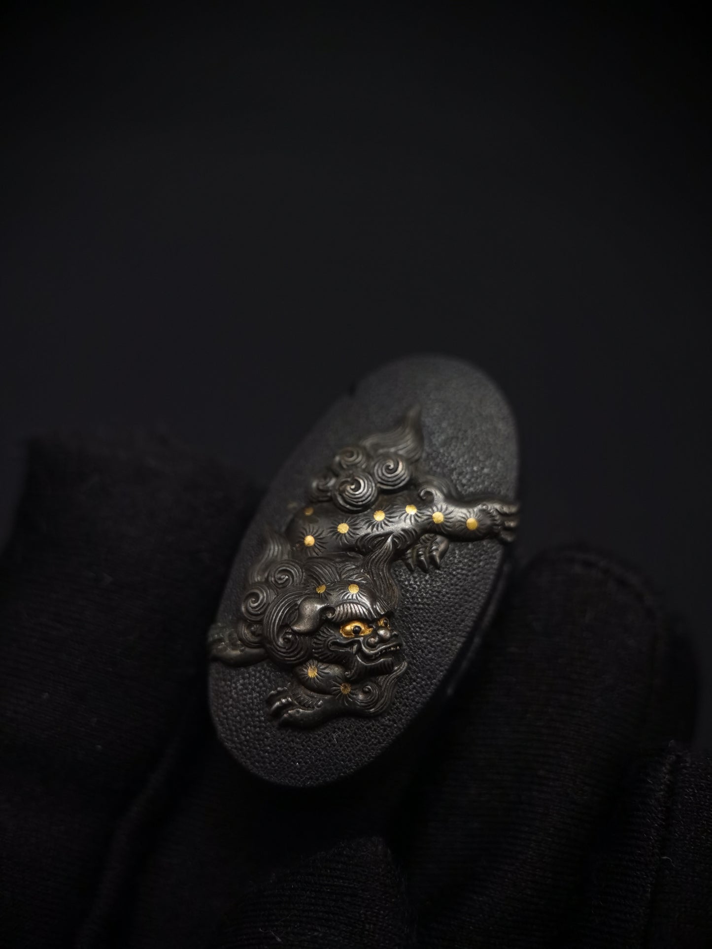 Japanese Lion Dog Pattern Single Kashira for Katana Wakziashi Edo Period Antique G032