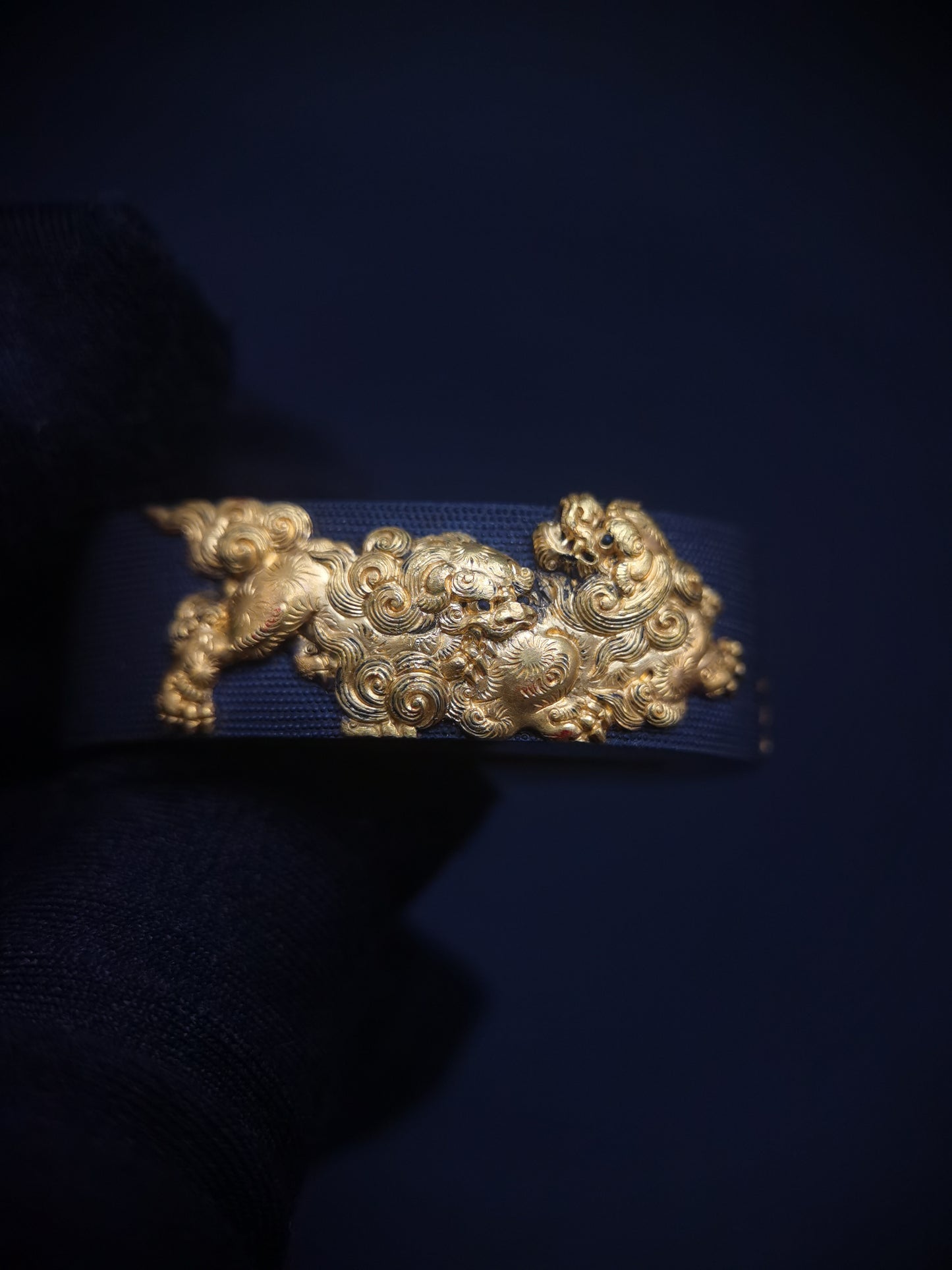 Japanese Lion Dog Pattern Fuchi Kashira for Katana and Wakziashi Edo Period Antique B083