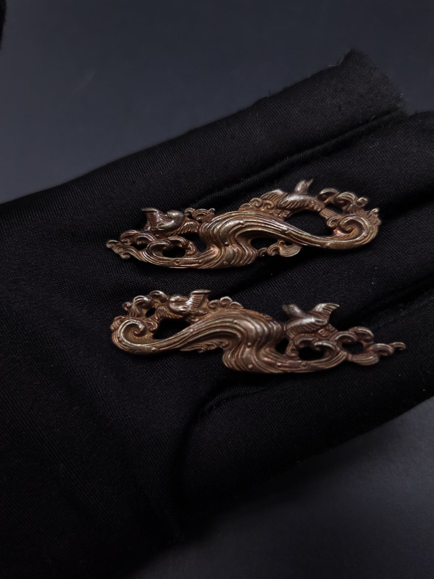 Japanese Type Wave flying bird Pattern Menuki for Katana and Wakziashi, Y152