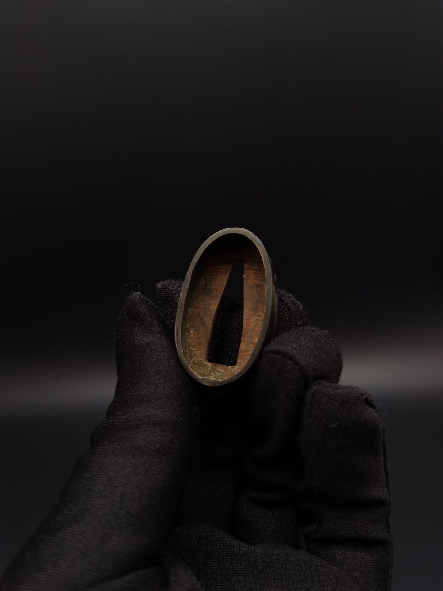 Japanese Waterside Small Boat Pattern Single Fuchi for Katana Wakziashi Edo Period Antique F112