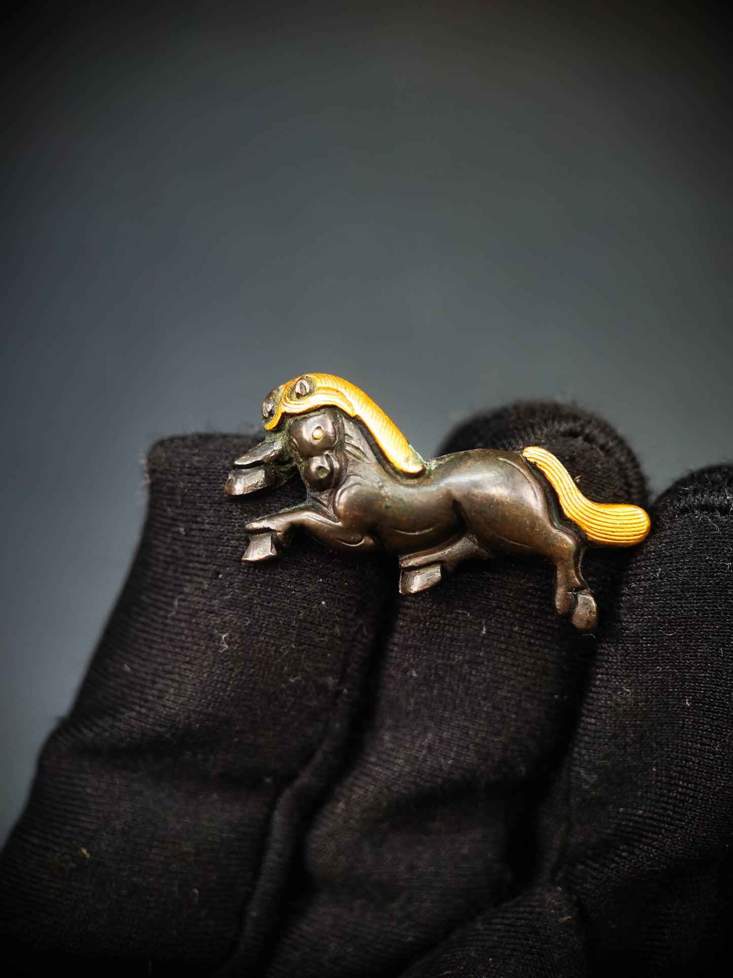 Japanese galloping horse Menuki for Katana Wakziashi Tanto Edo Period Antique C040