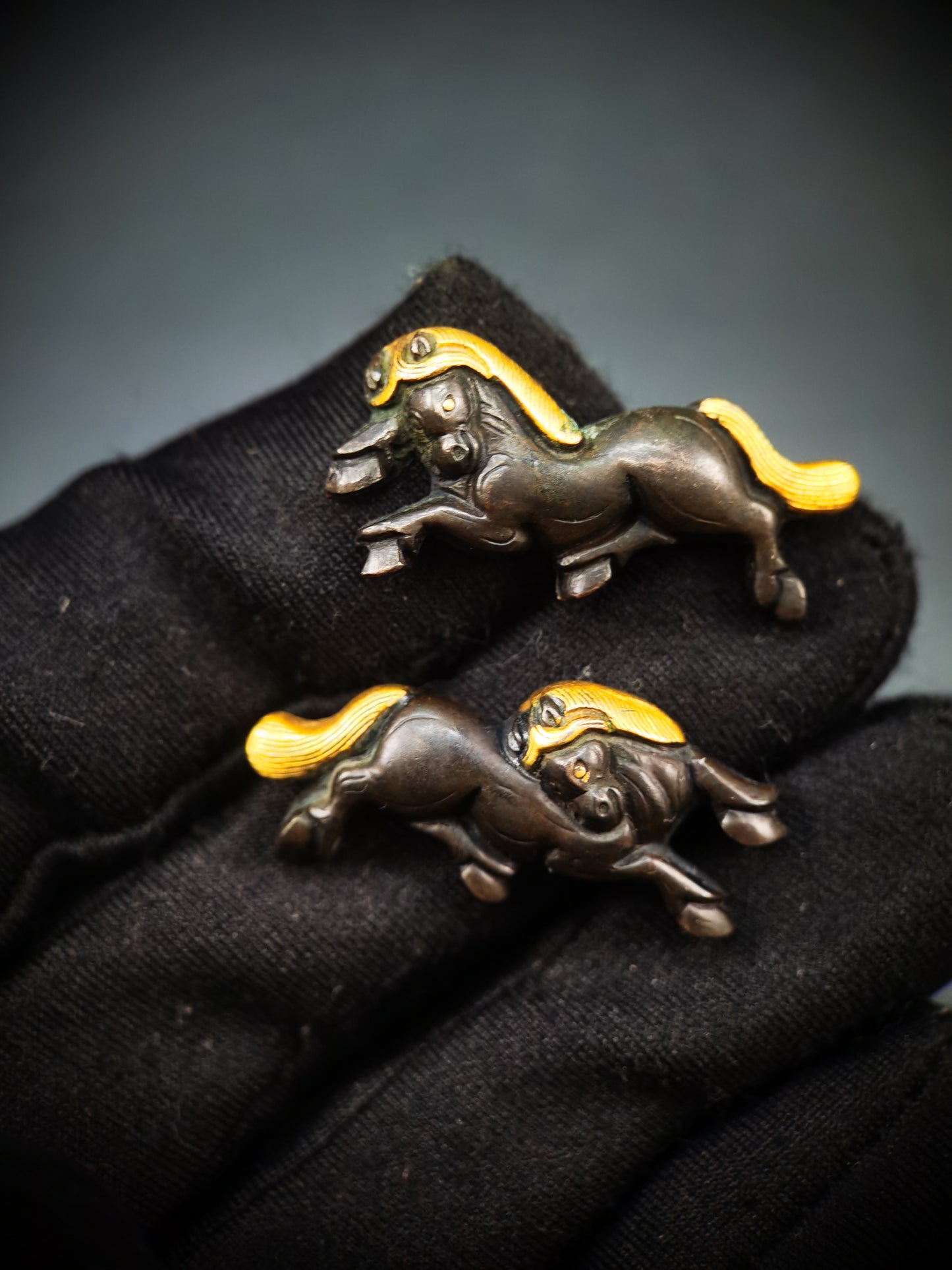 Japanese galloping horse Menuki for Katana Wakziashi Tanto Edo Period Antique C040