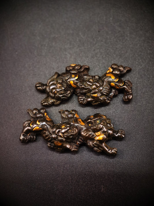 Japanese Two Lion Dogs Menuki for Katana Wakziashi Tanto Edo Period Antique C041