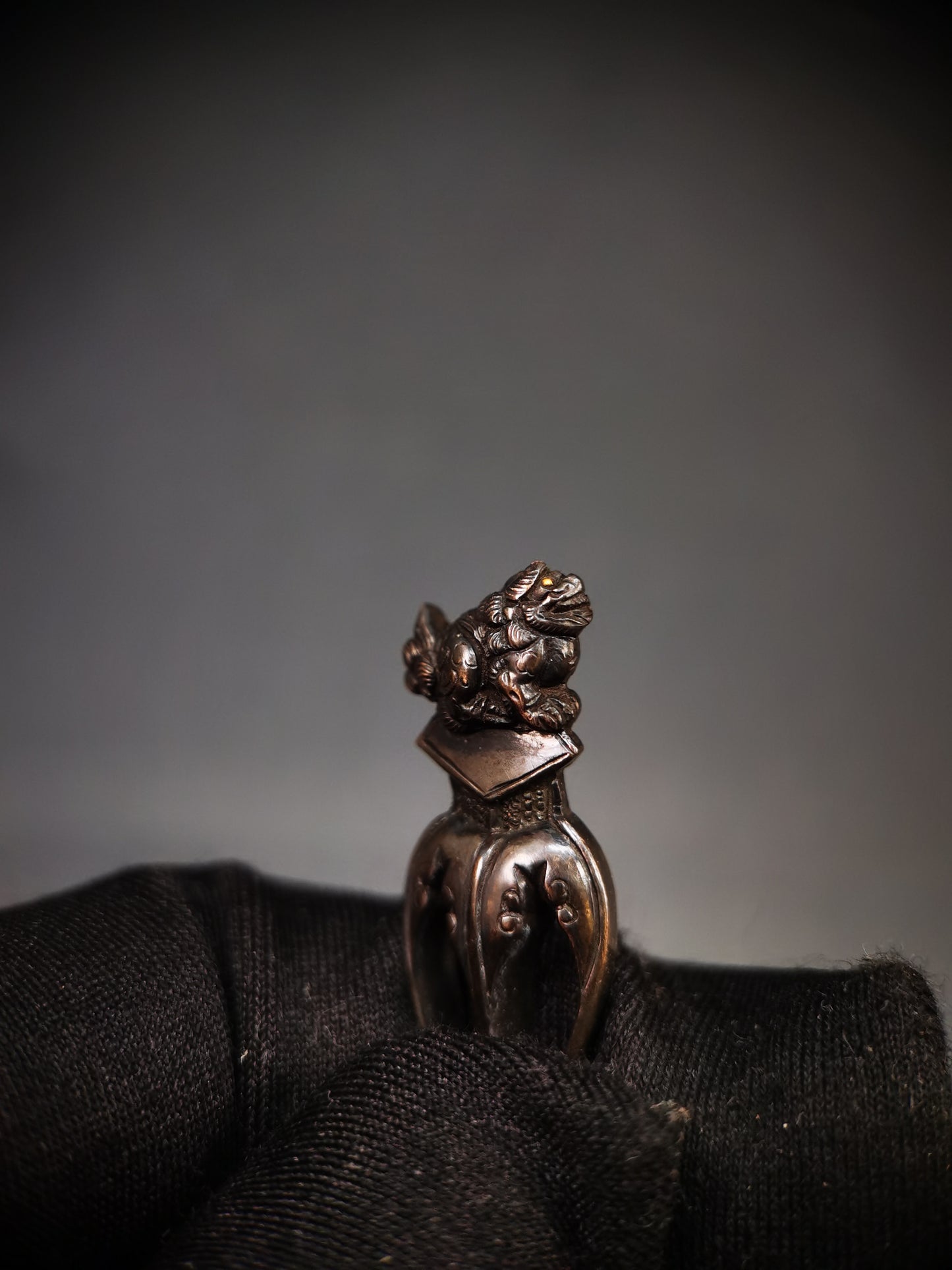Japanese Flower table Lion Dog Menuki for Katana and Wakziashi Edo Period Antique C042