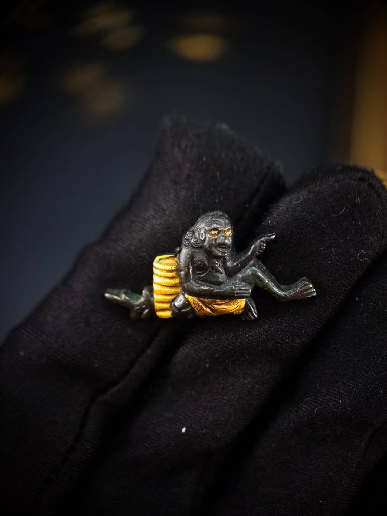 Japanese Southern Barbarians Menuki for Wakziashi and Tanto Edo Period C063