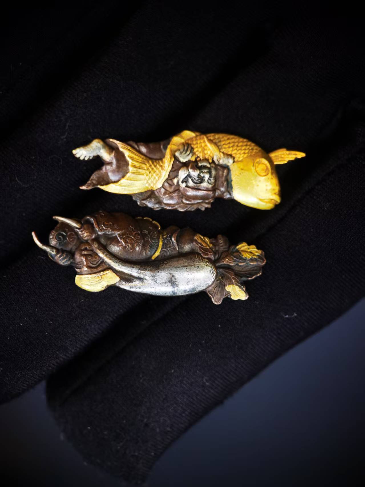 Japanese God of fortune Menuki for Katana Wakziashi and Tanto Edo Period Antique C065